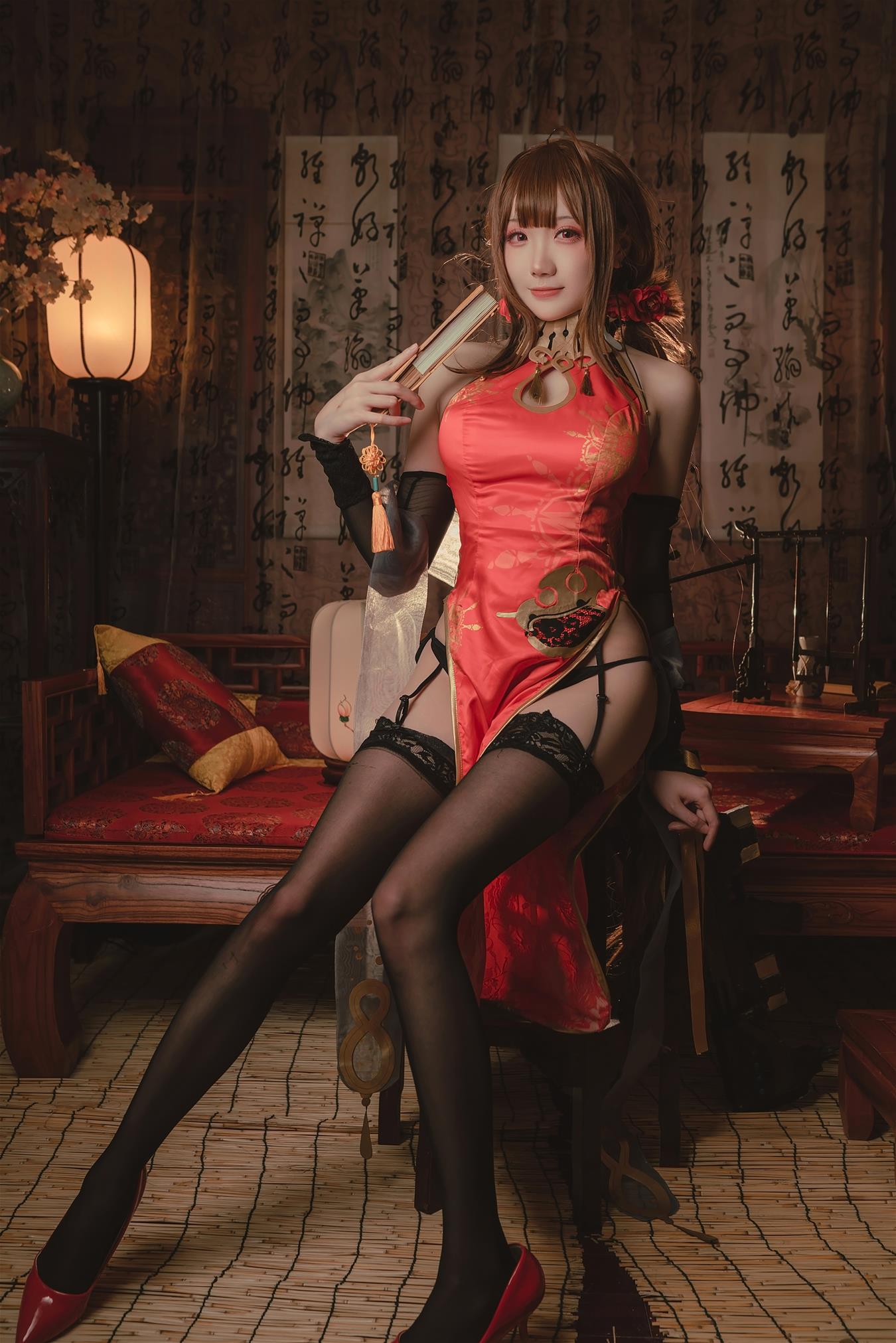 瓜希酱 DSR-50 红牡丹 [16P-88MB]