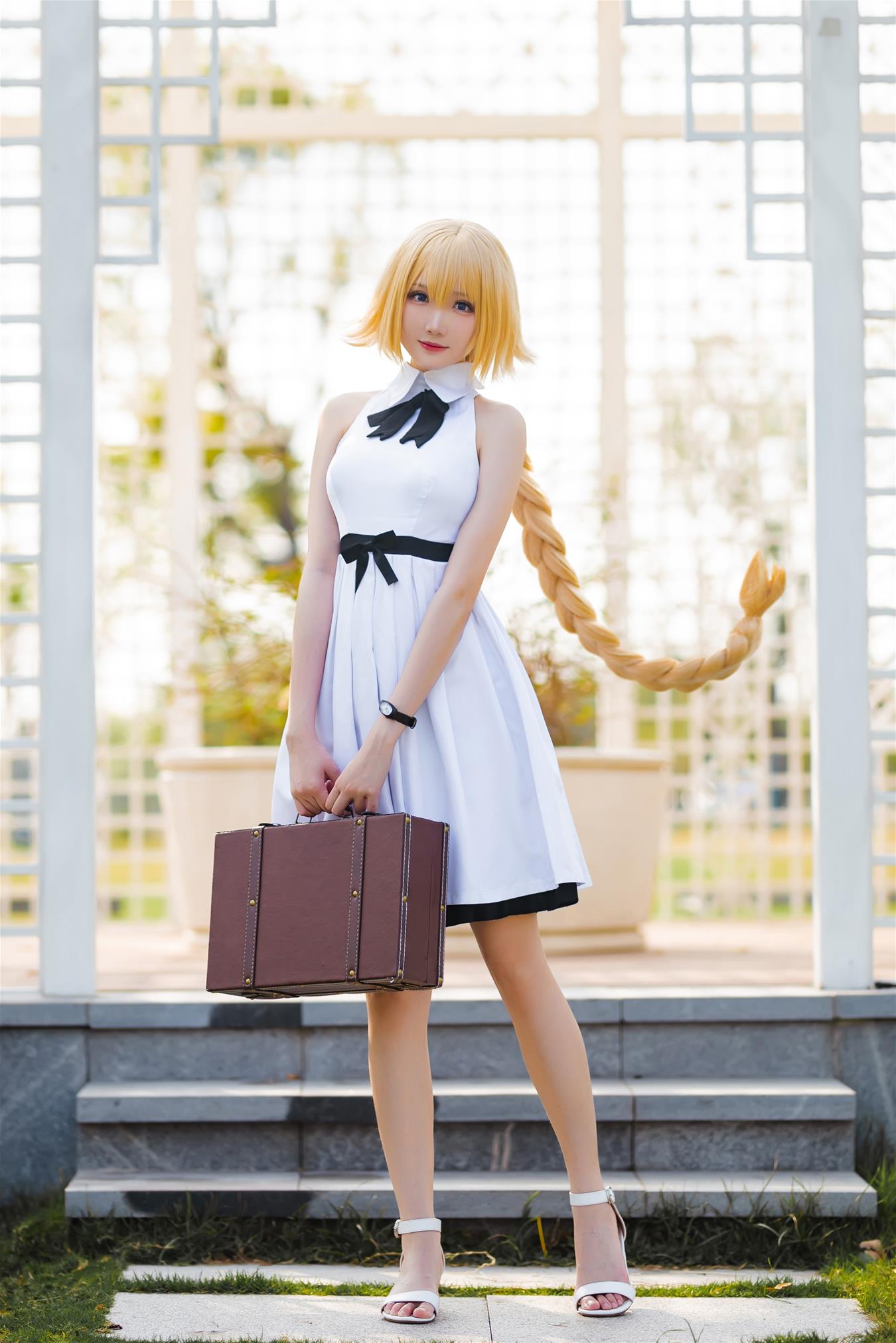 瓜希酱 贞德三周年白裙德 [20P-80MB]