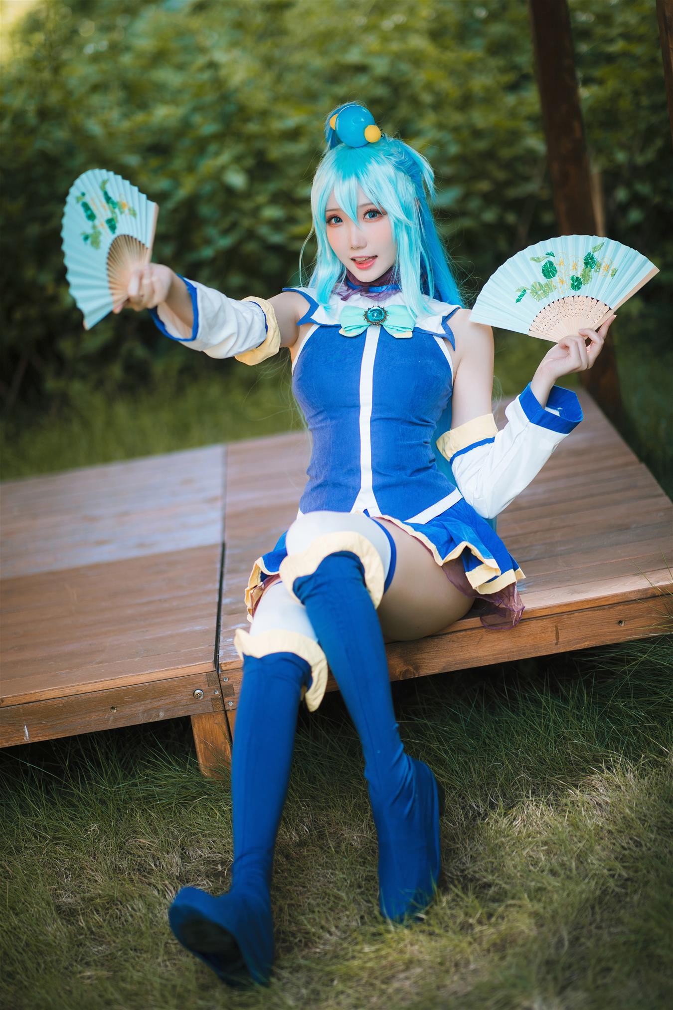 瓜希酱 阿库娅单人+与惠惠双人 [18P-115MB]