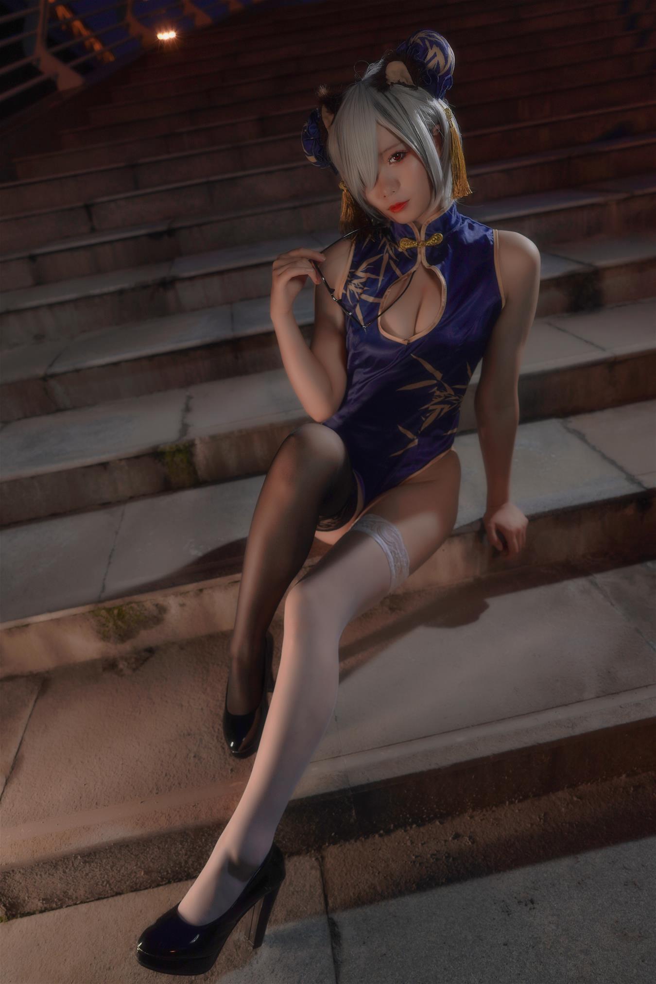 墨玉-M 食铁兽旗袍 [25P-401MB]