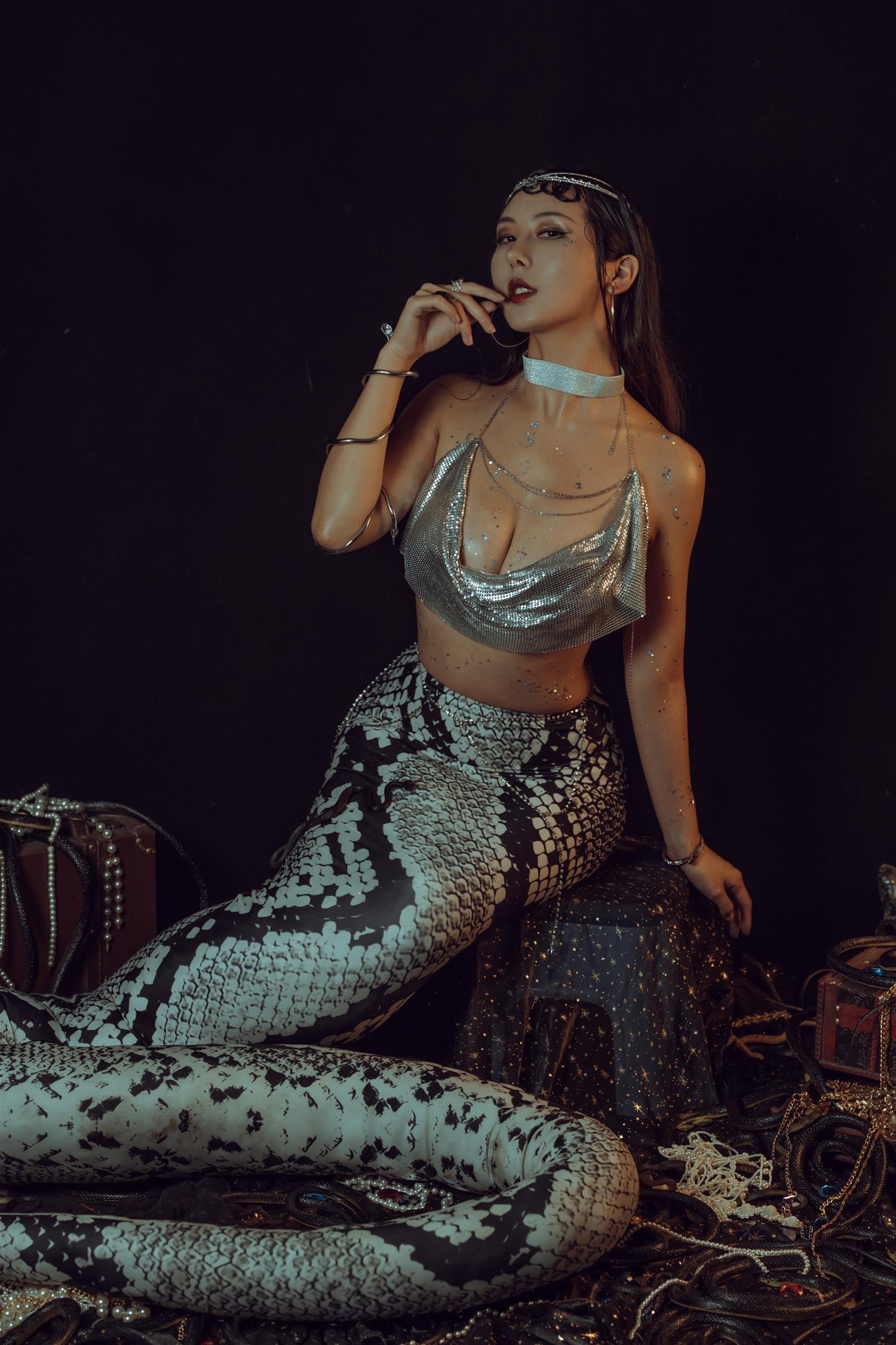 云溪溪 蛇姬 [40P-583MB]