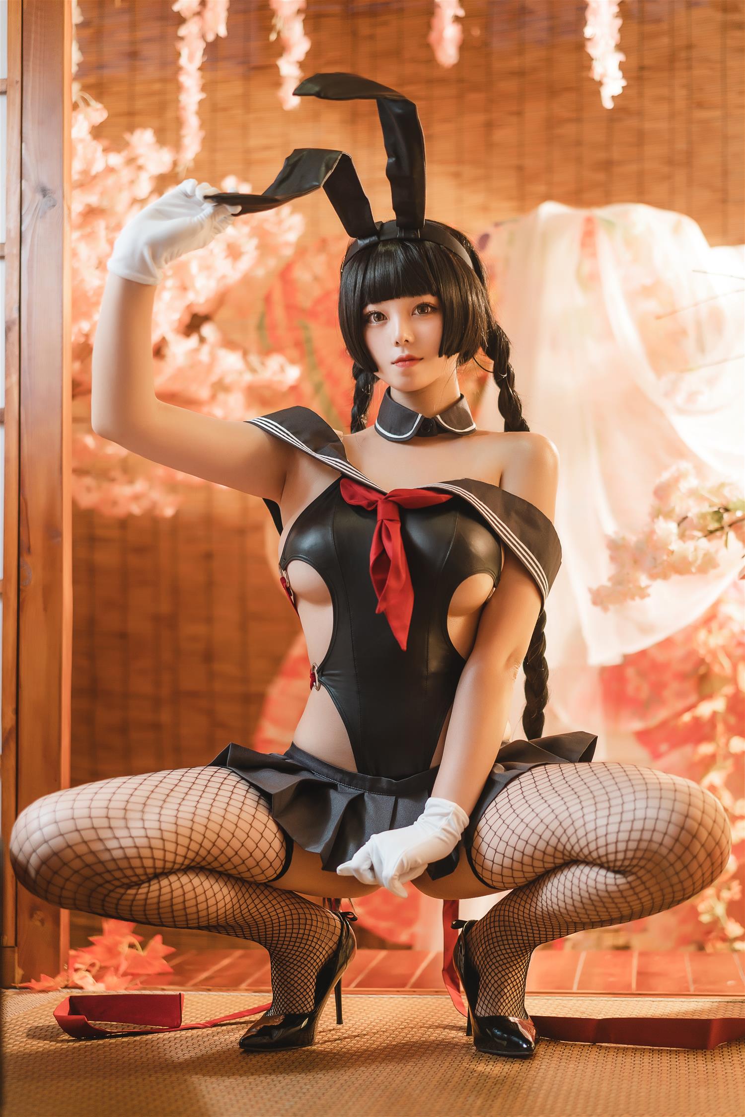 蜜汁猫裘 卯月桃子 [50P-758MB]