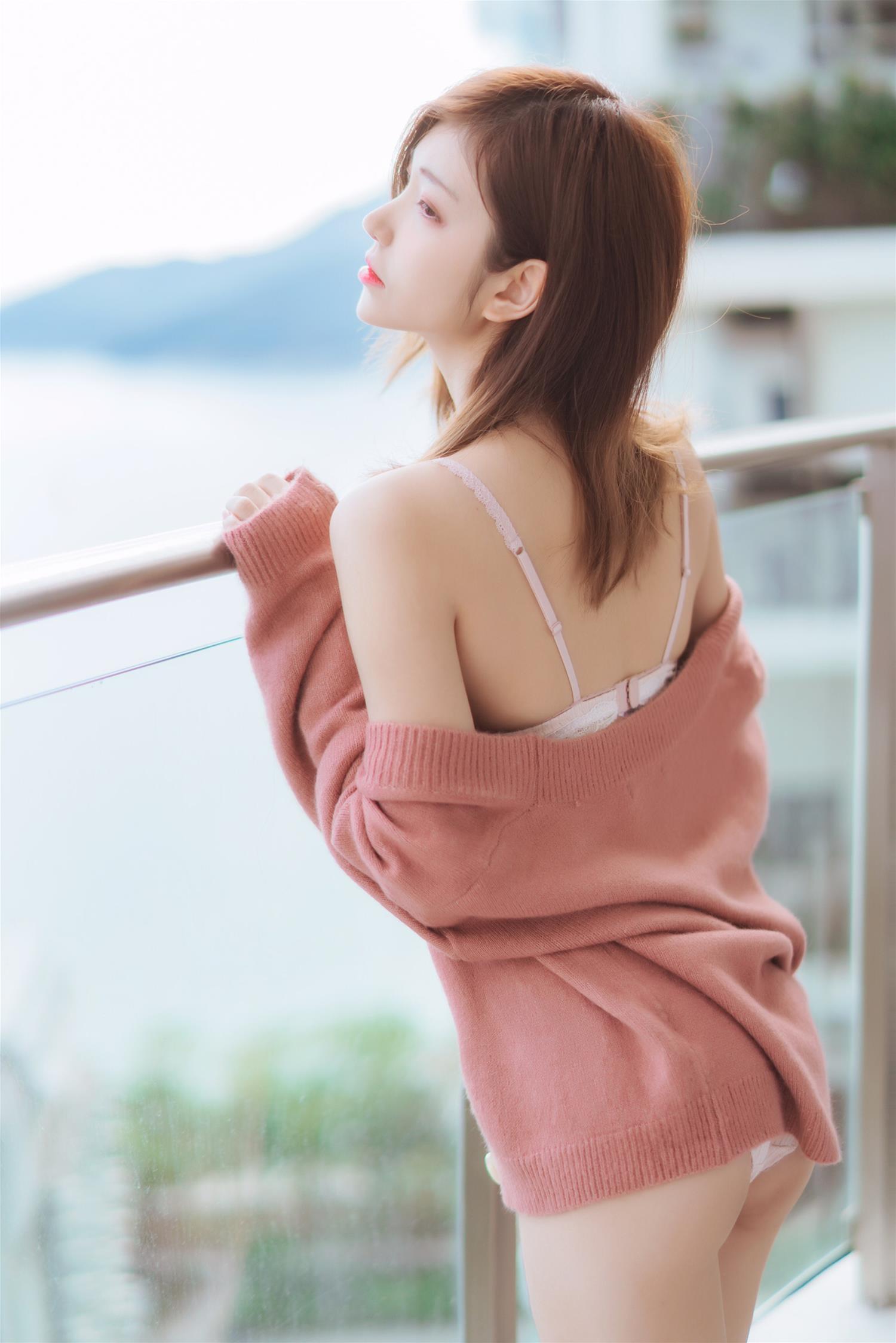 南桃Momoko 粉色内衣 [25P-79MB]