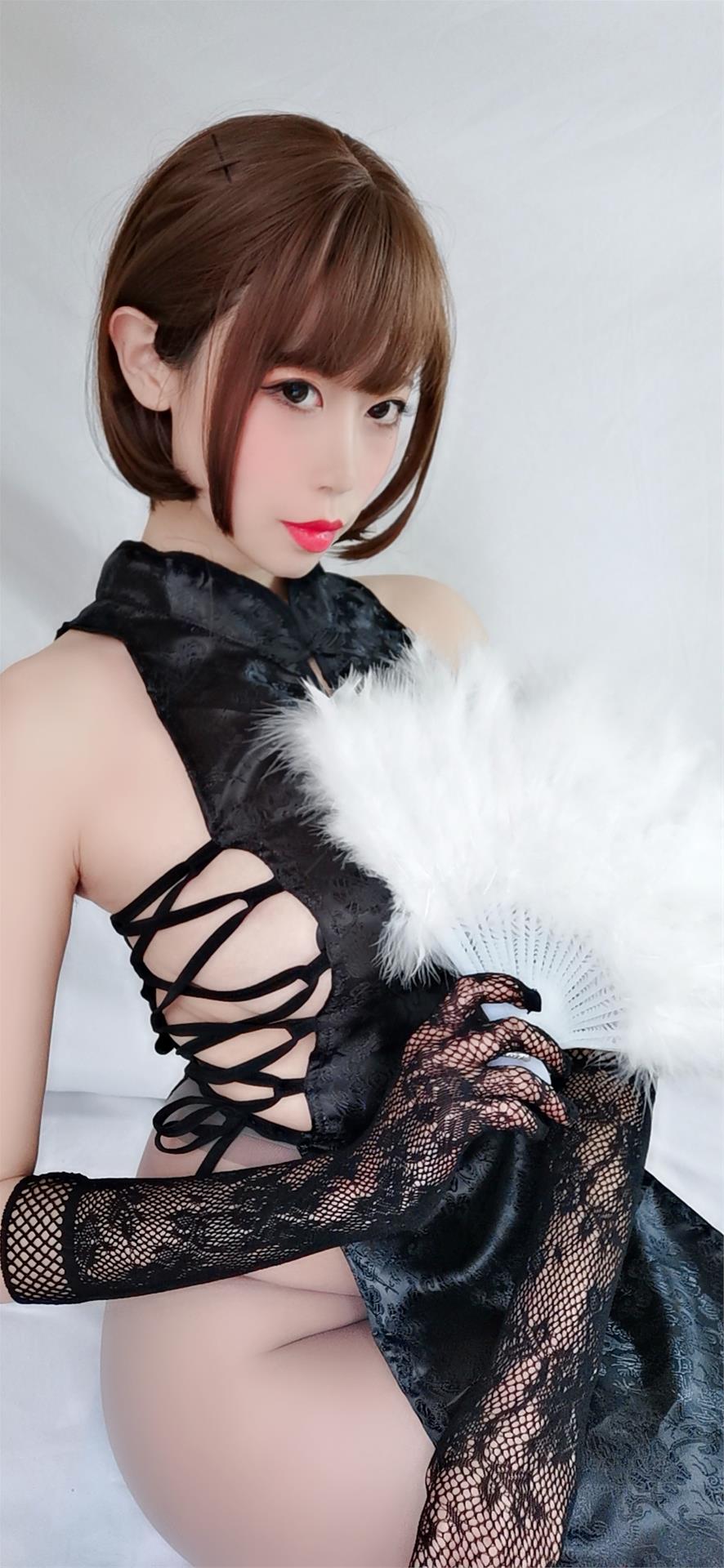 奈汐酱nice 8号本 梦魇 [56P4V-125MB]