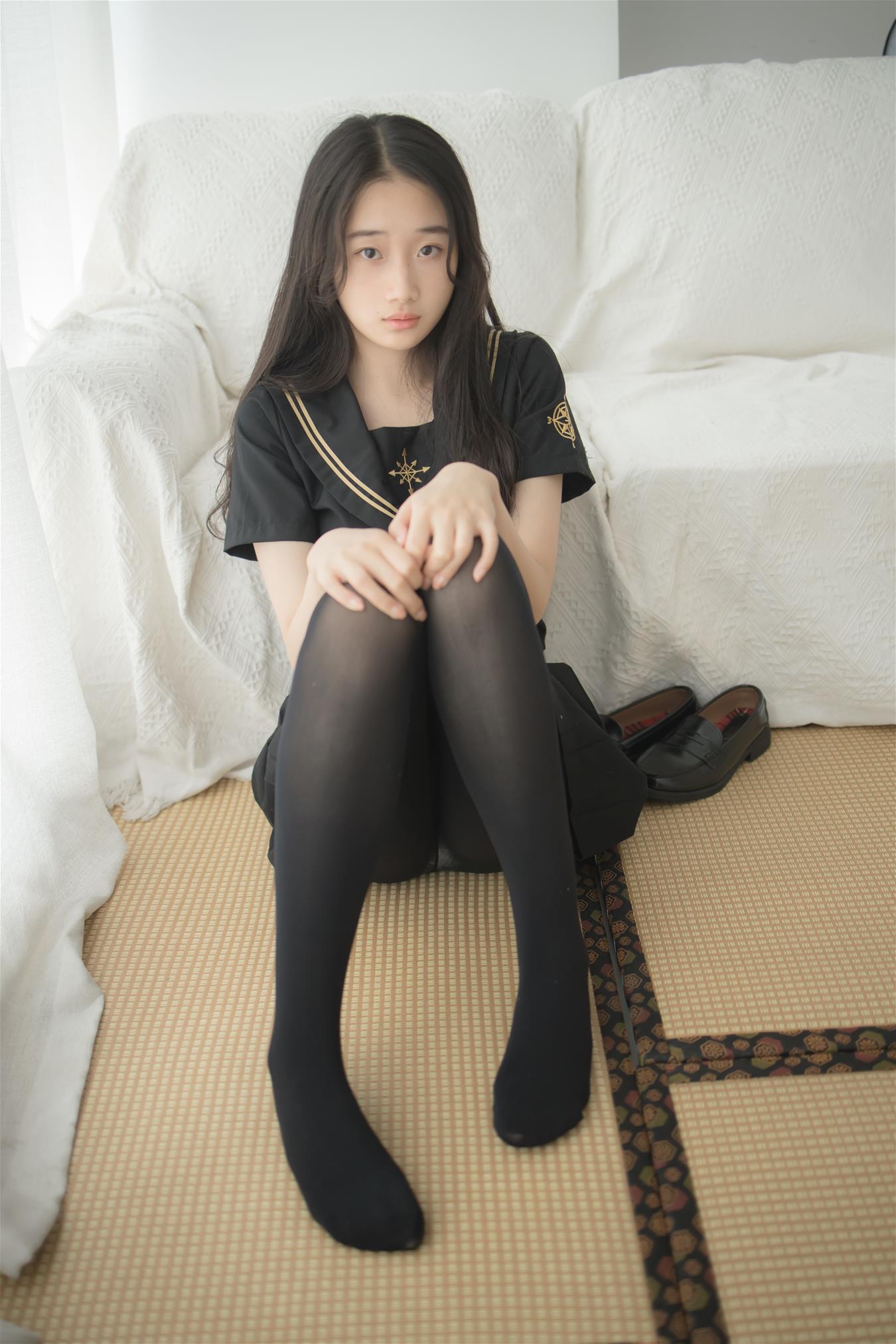 紧急企划 NO.001 樱樱樱可 ​​​​[45P1V-858MB]