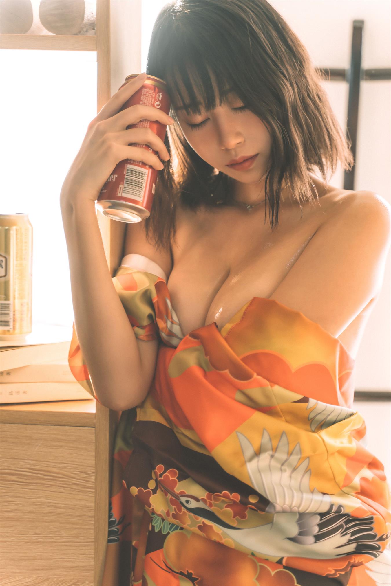 奈汐酱nice 消愁 [15P-23MB]