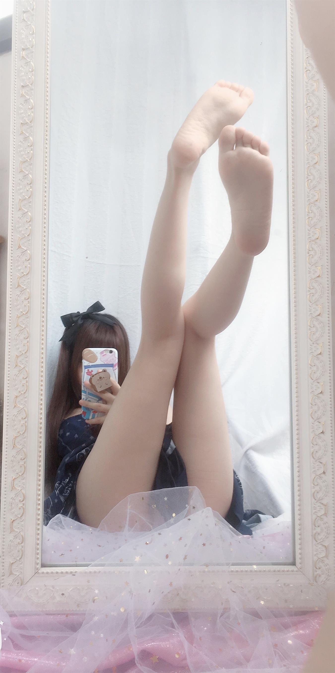 雪琪SAMA 自拍足控 [15P4V-127MB]