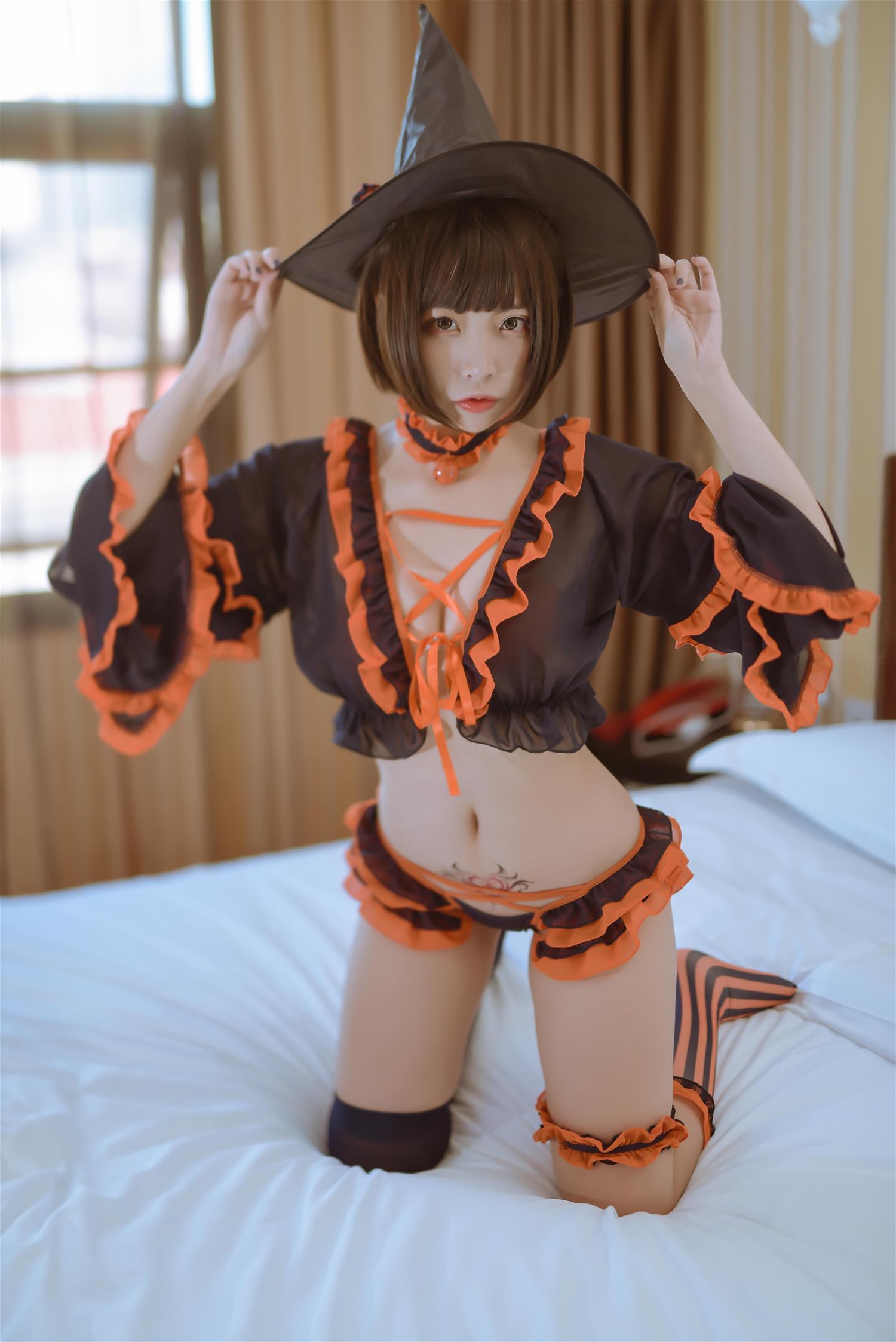 二佐 私房万圣节 [46P-312MB]