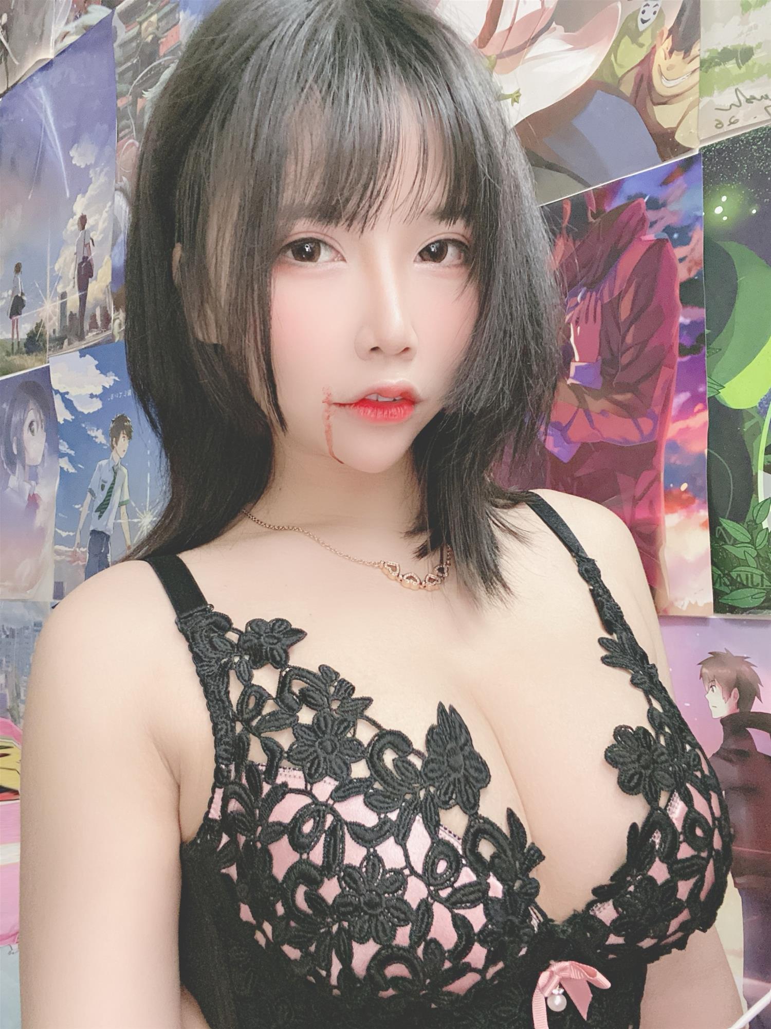 抱走莫子aa 限量手机自拍 [29P3V-63MB]