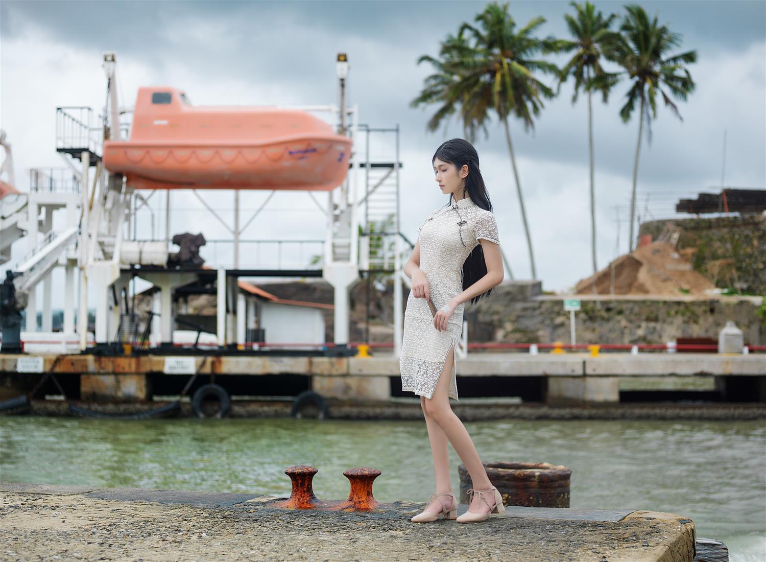 南桃Momoko 白旗袍 [11P-26MB]