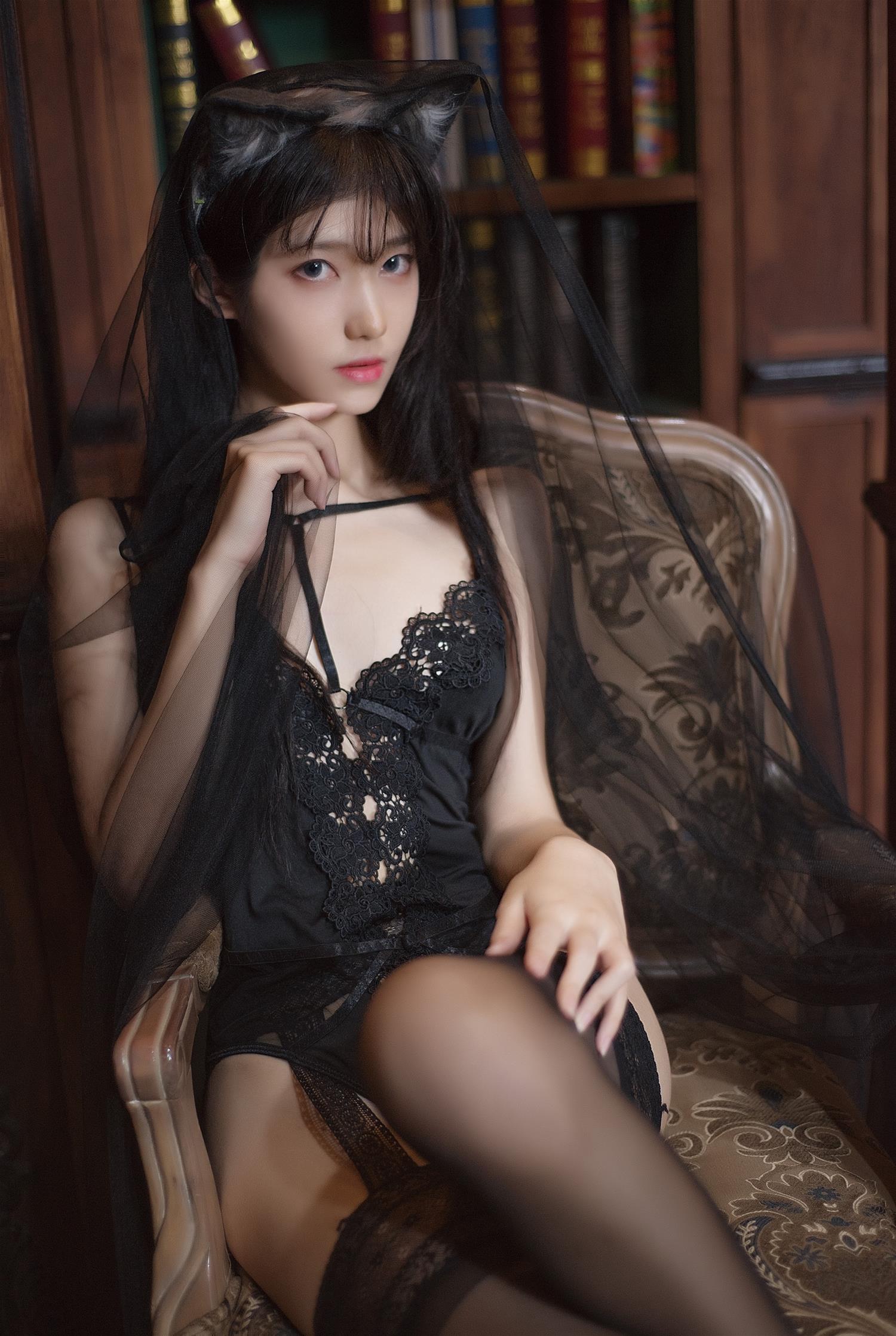 南桃Momoko 黑内衣福利向 [18P-54MB]