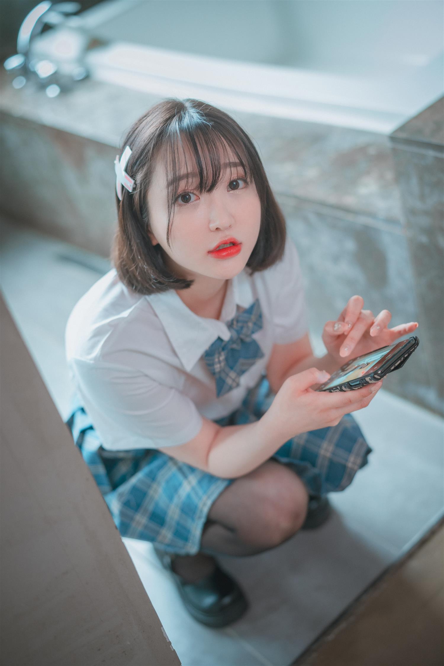 孫樂樂 DJAWA Swimming Lessons [155P-3.38GB]