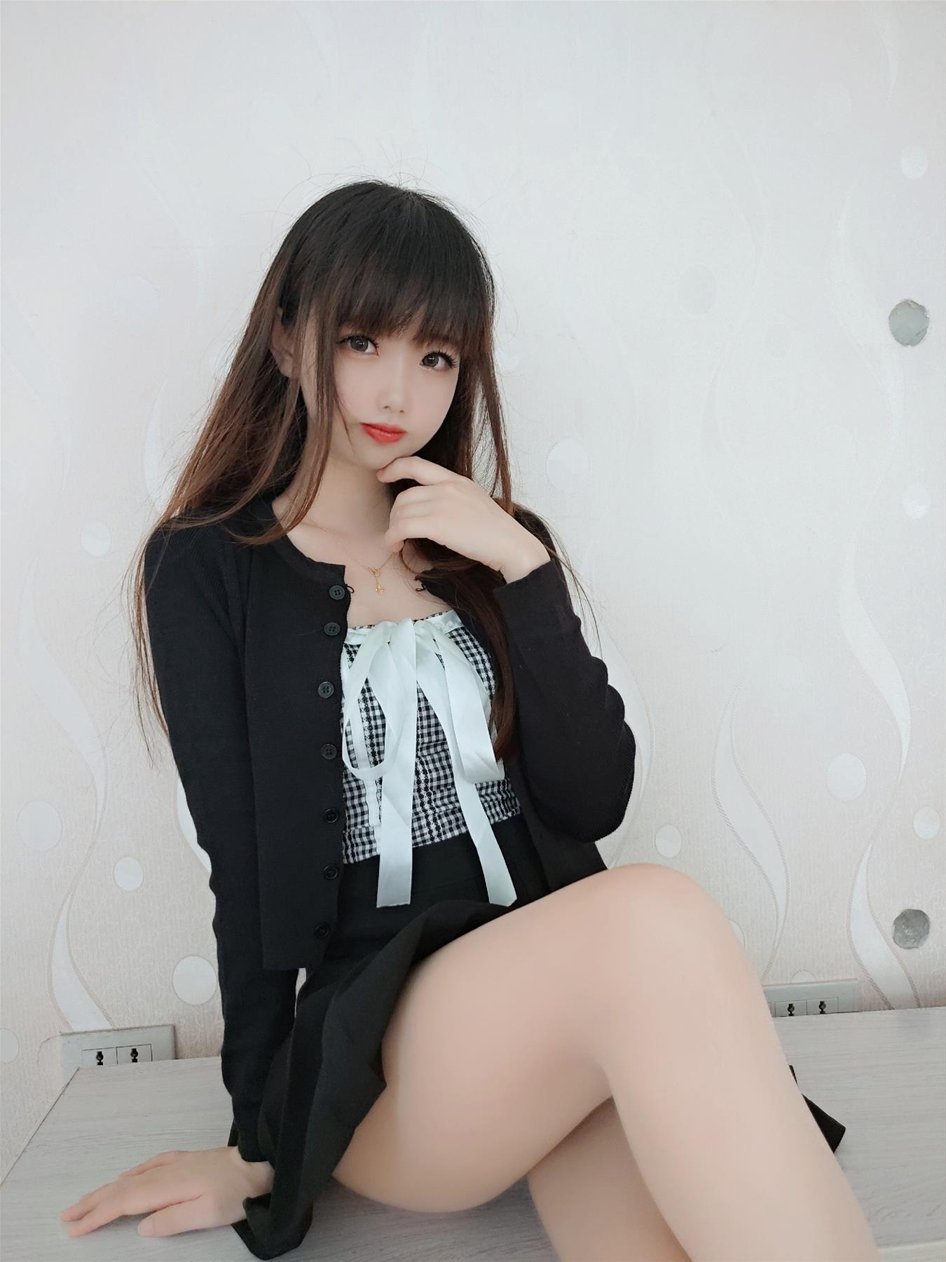 雪琪SAMA Vol.06 肉丝连衣裙 [34P4V-399MB]