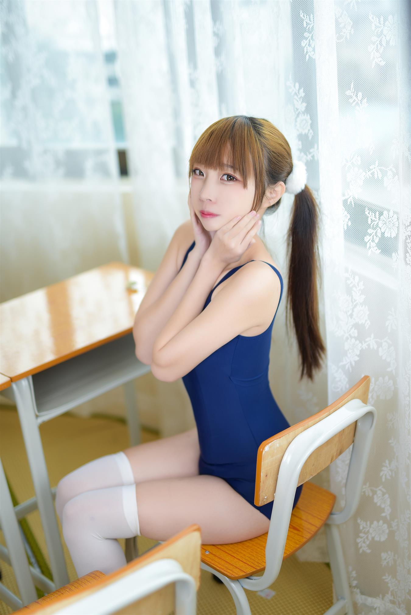 二佐 死库水-白丝 [26P-110MB]