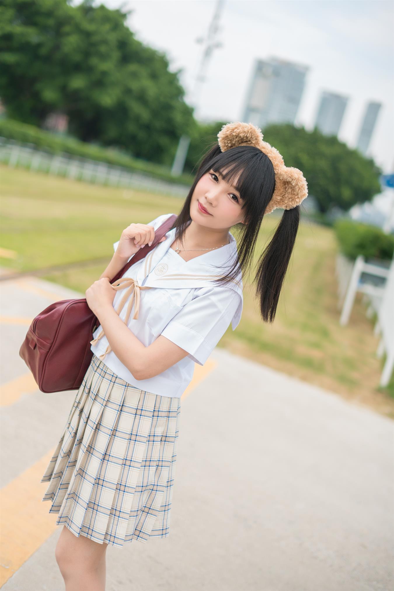 铭铭 Kizami 今天铭铭是高中生 [98P-161MB]