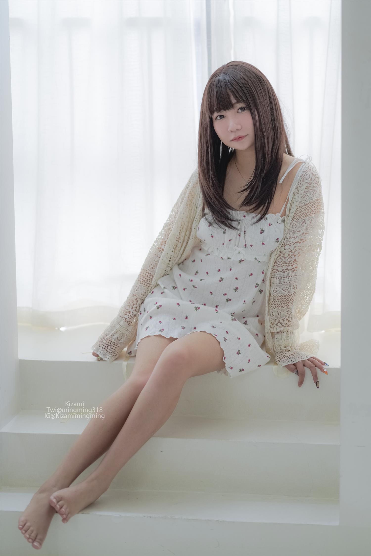 铭铭 Kizami fantia 9月合集 [254P3V-1.19GB]