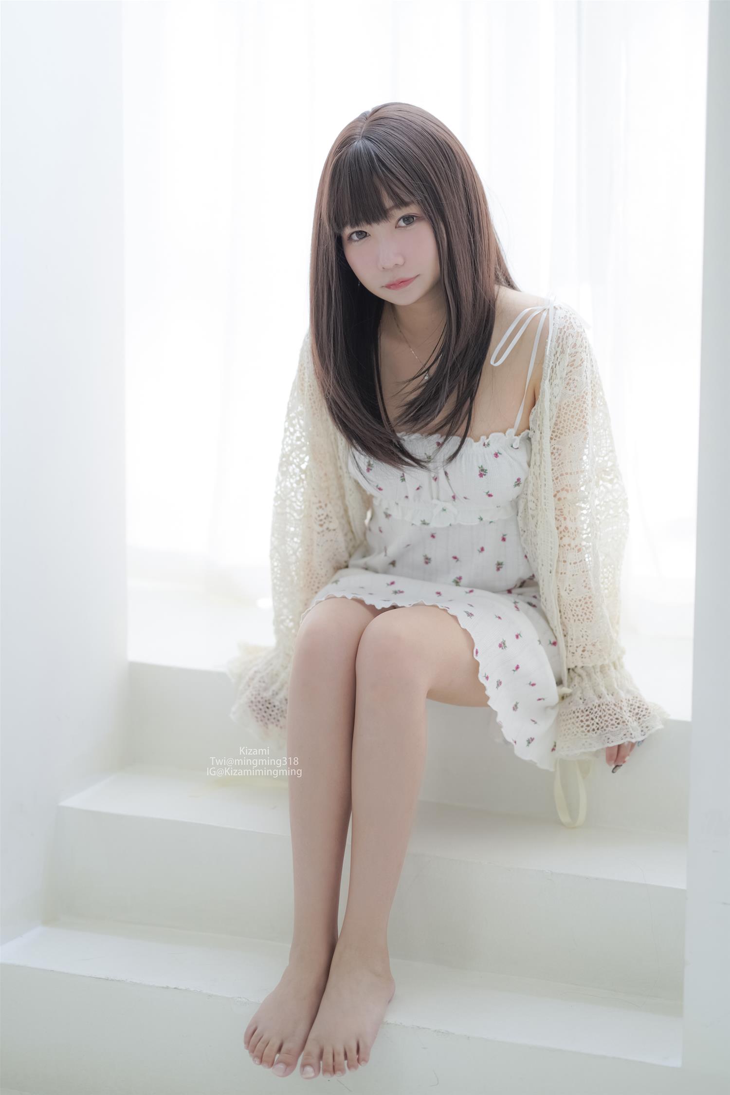 铭铭 Kizami fantia 9月合集 [254P3V-1.19GB]