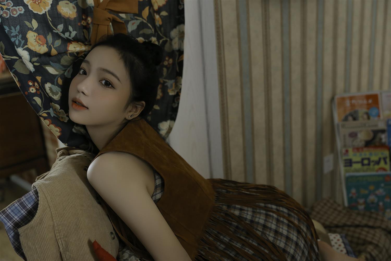 兮嘻嘻 任意门 [19P-81MB]