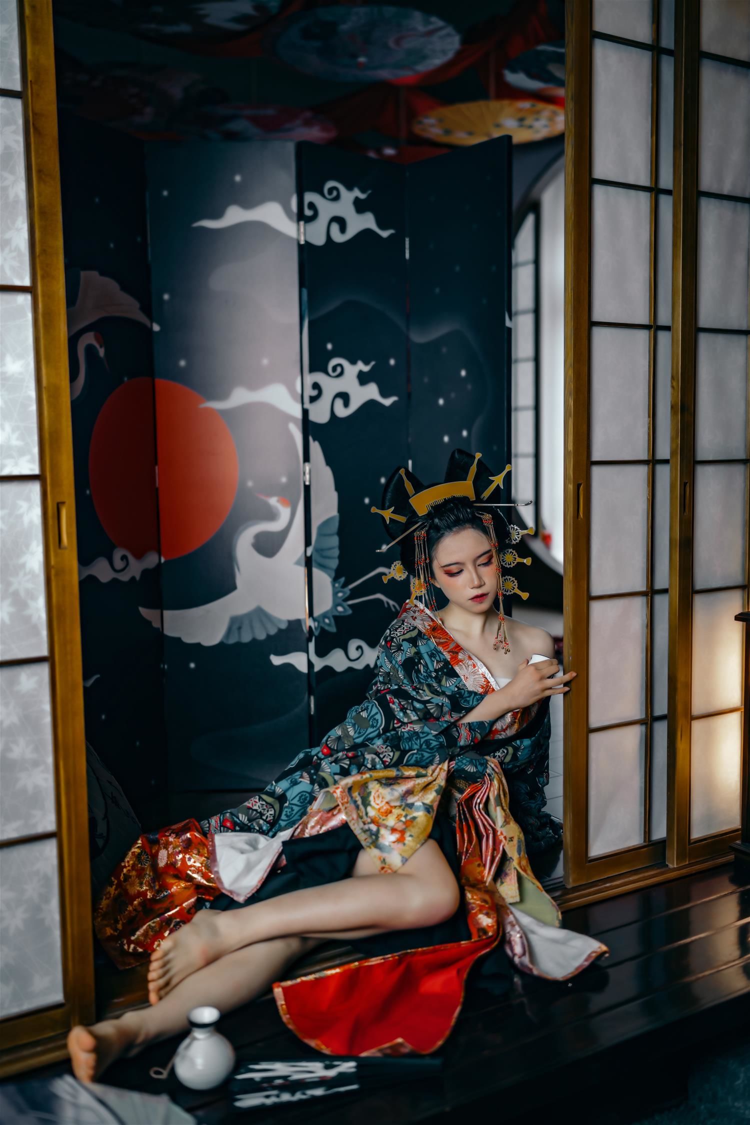 贰加六 恶女花魁 [27P-179MB]