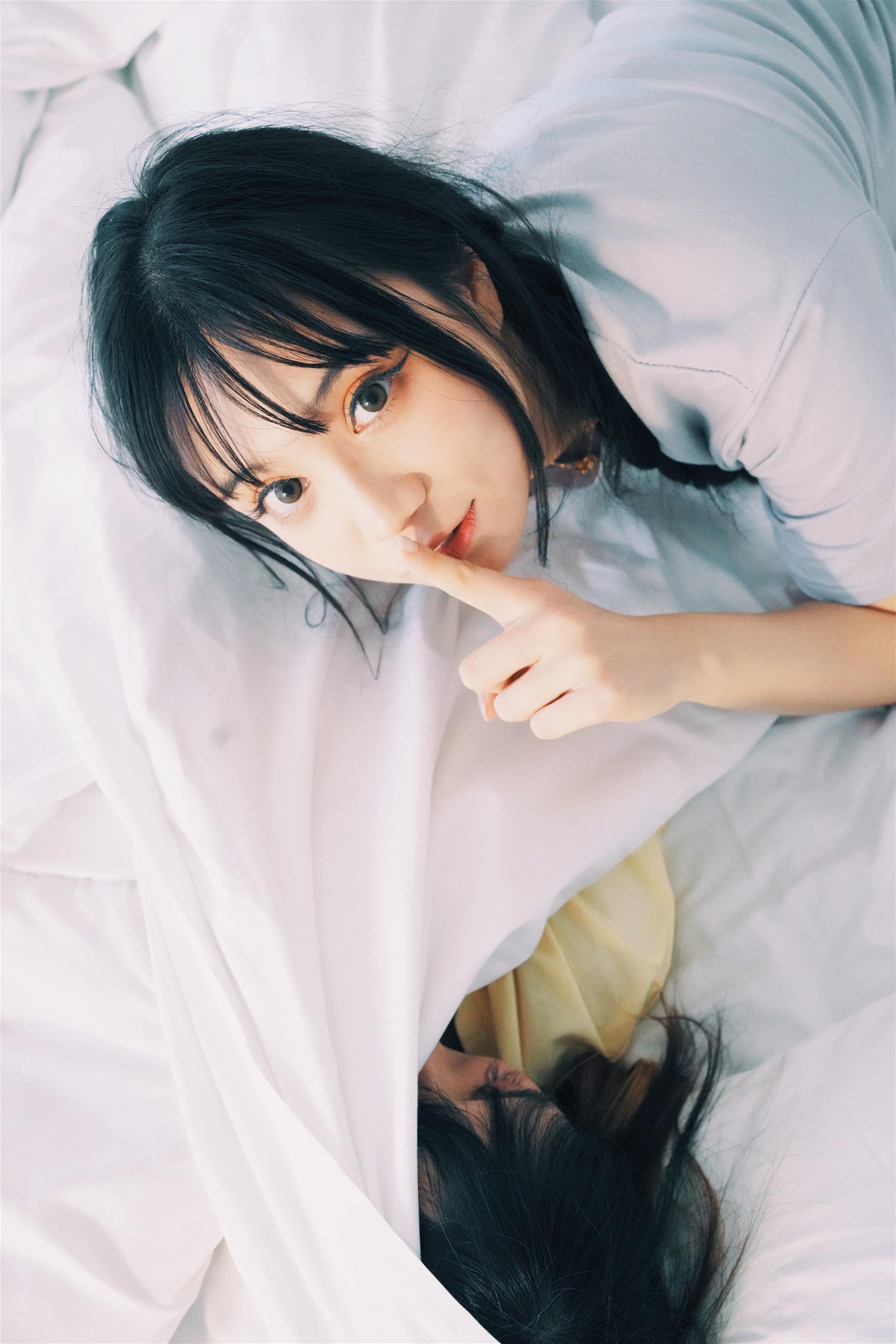 兔子zzz 姐妹成对 快乐加倍 [22P-80MB]