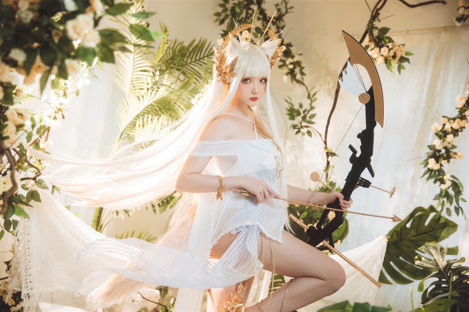 瓜希酱 明日方舟 白金泳装 [25P-159MB]