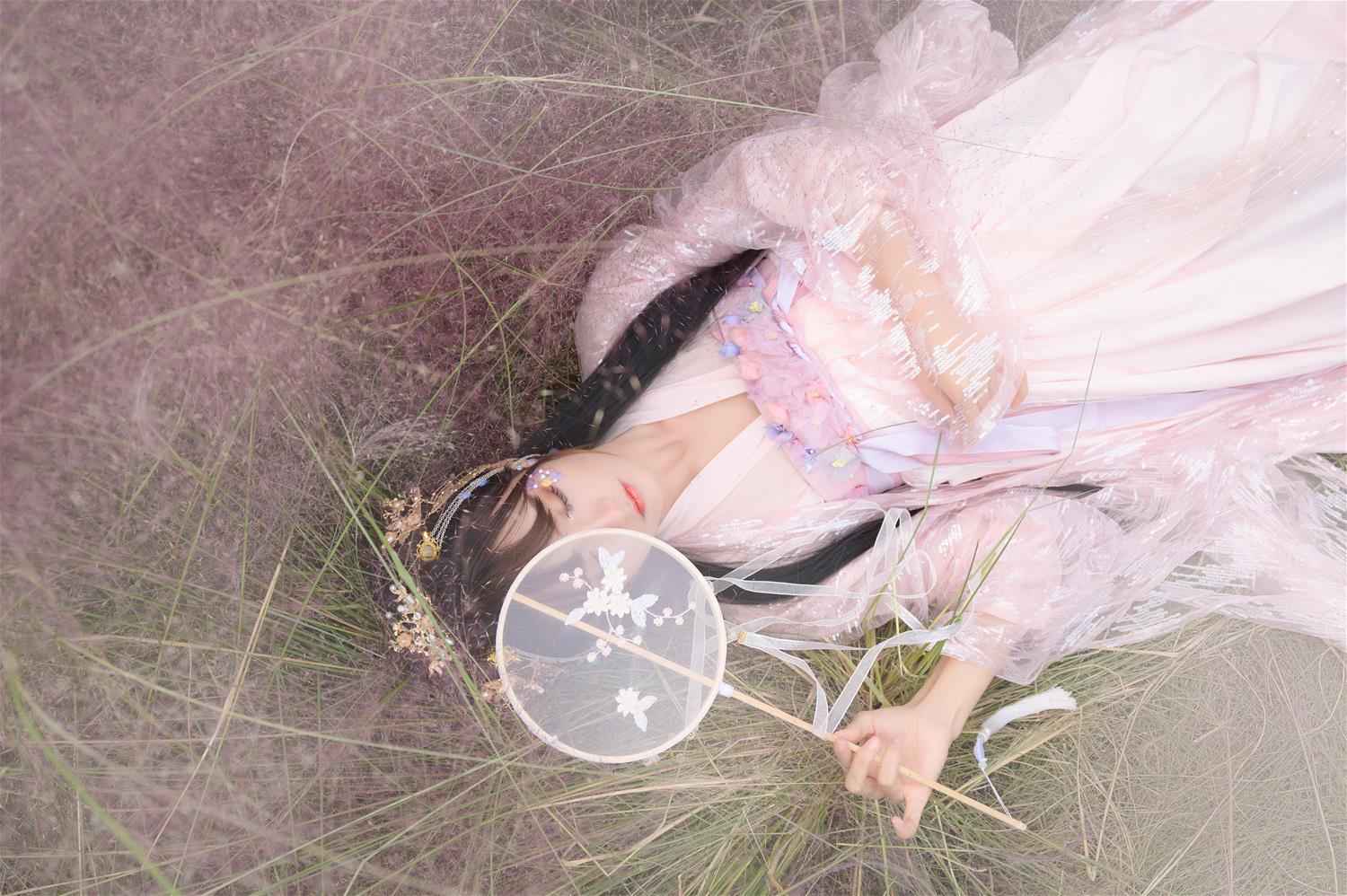 兔子zzz 伊人 [25P-235MB]