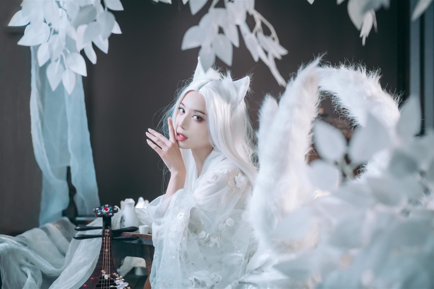 贰加六 千雪九尾 [22P-105MB]