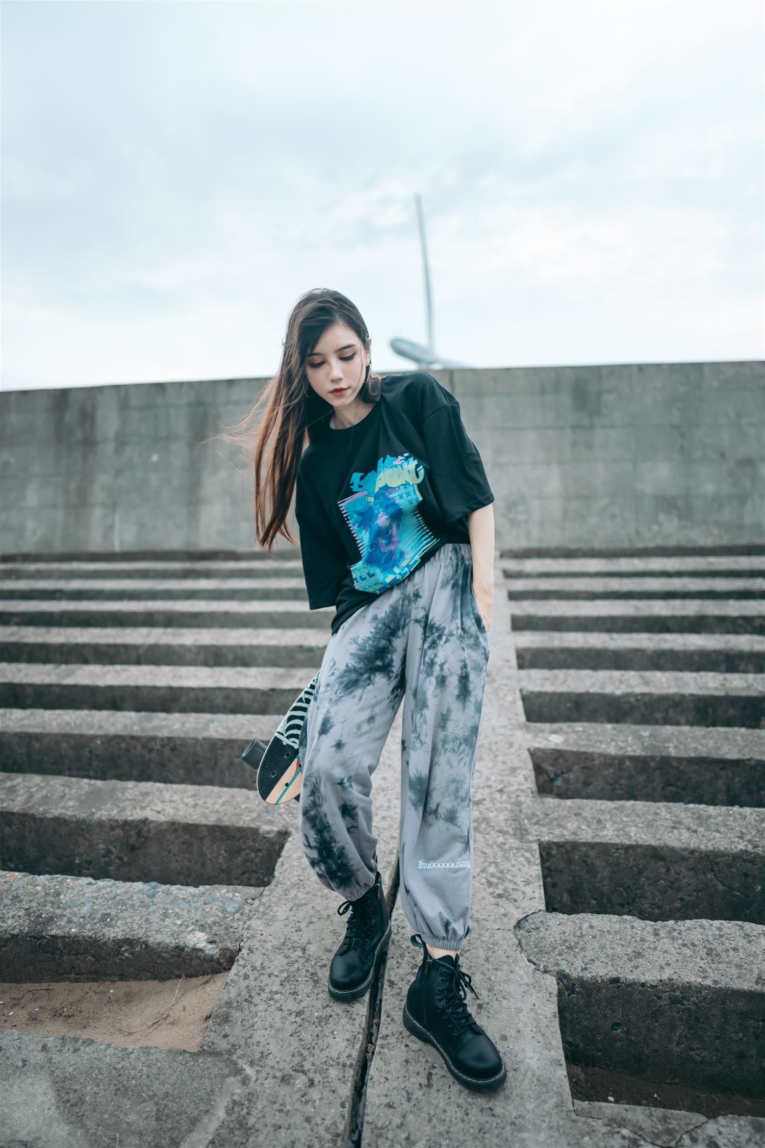 贰加六 帅气女孩 [34P-555MB]