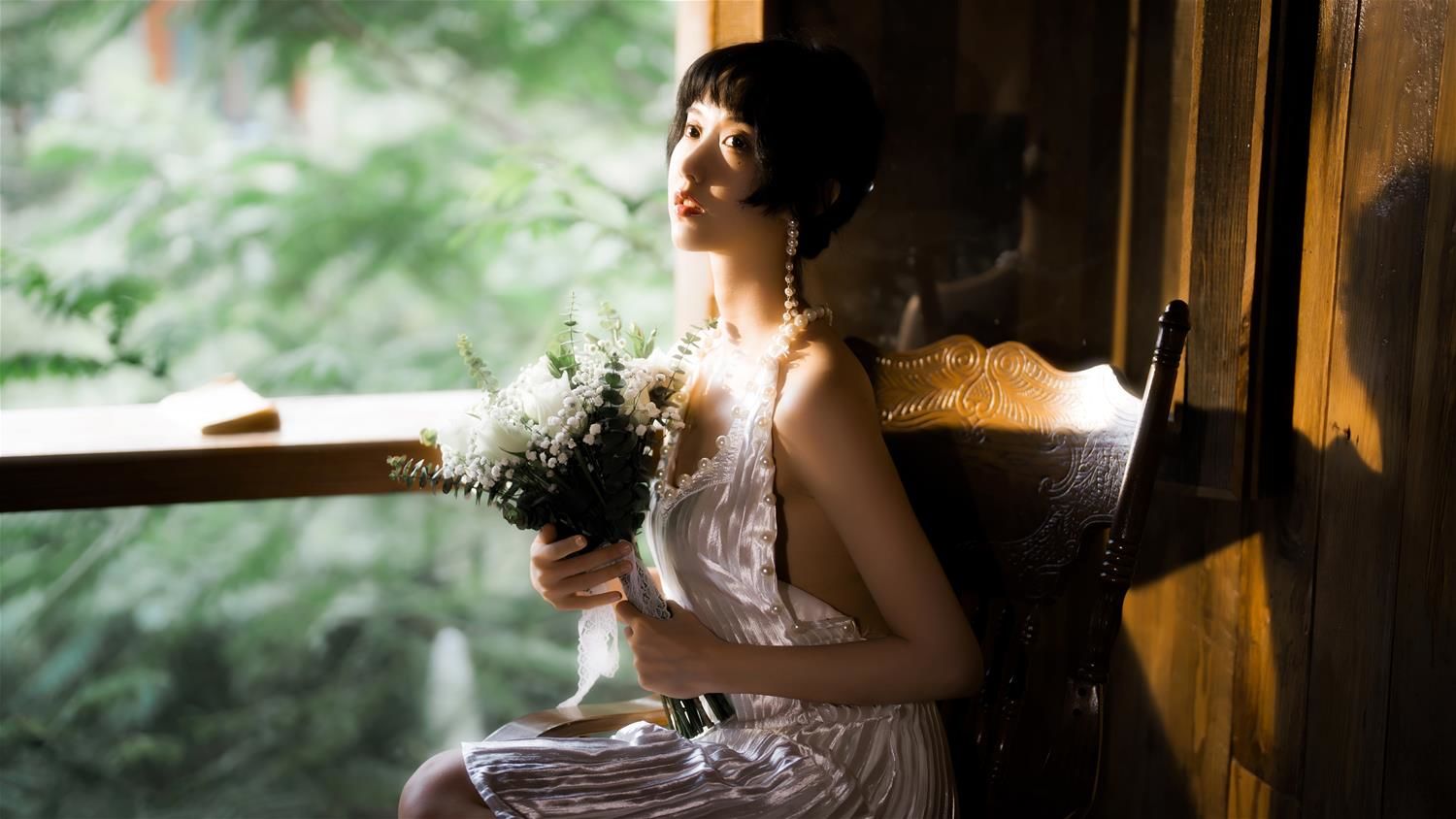 木绵绵OwO 花束里的浪漫 [48P-203MB]