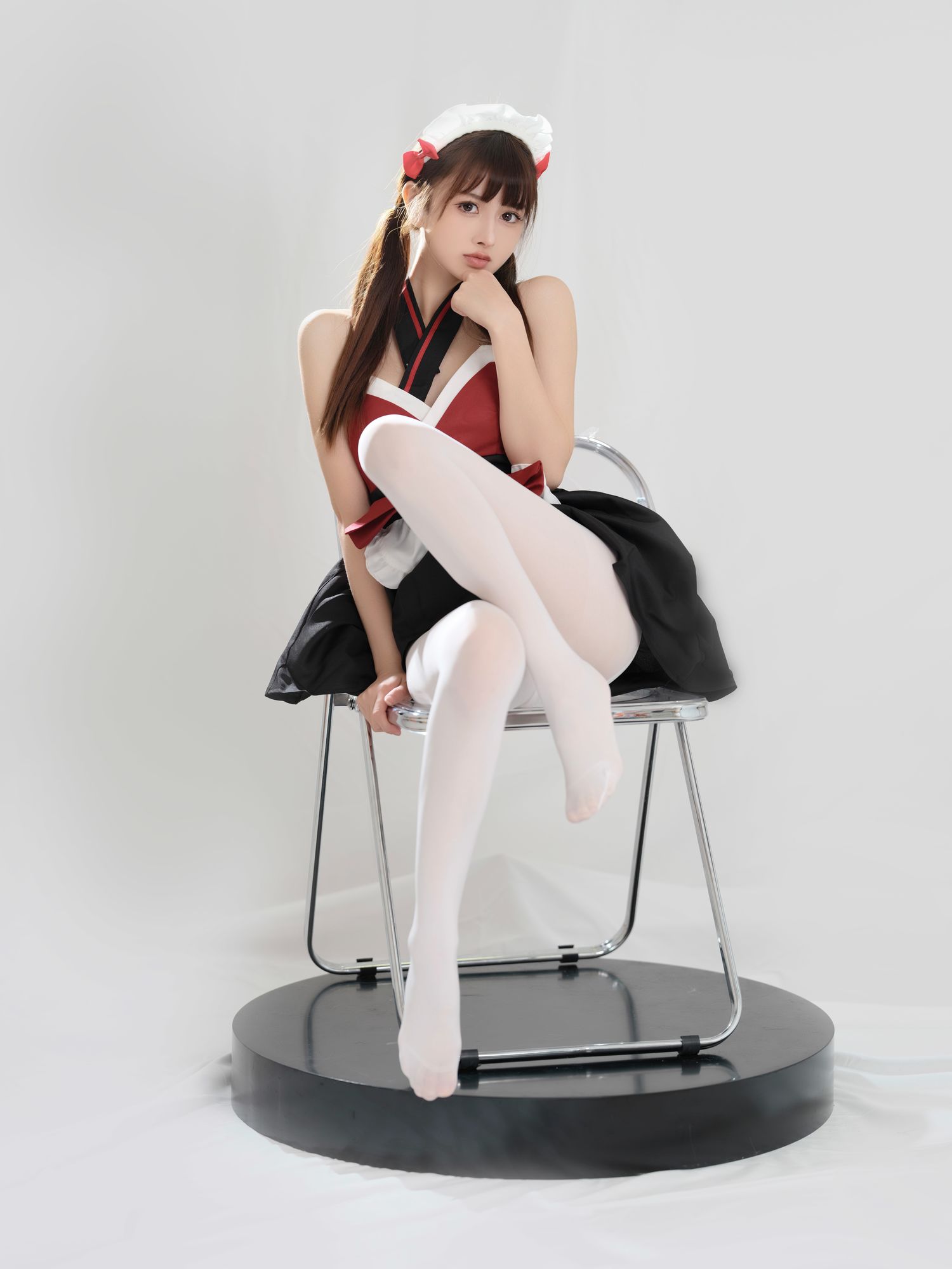 河豚抚子 红衣小女仆 [25P-72MB]