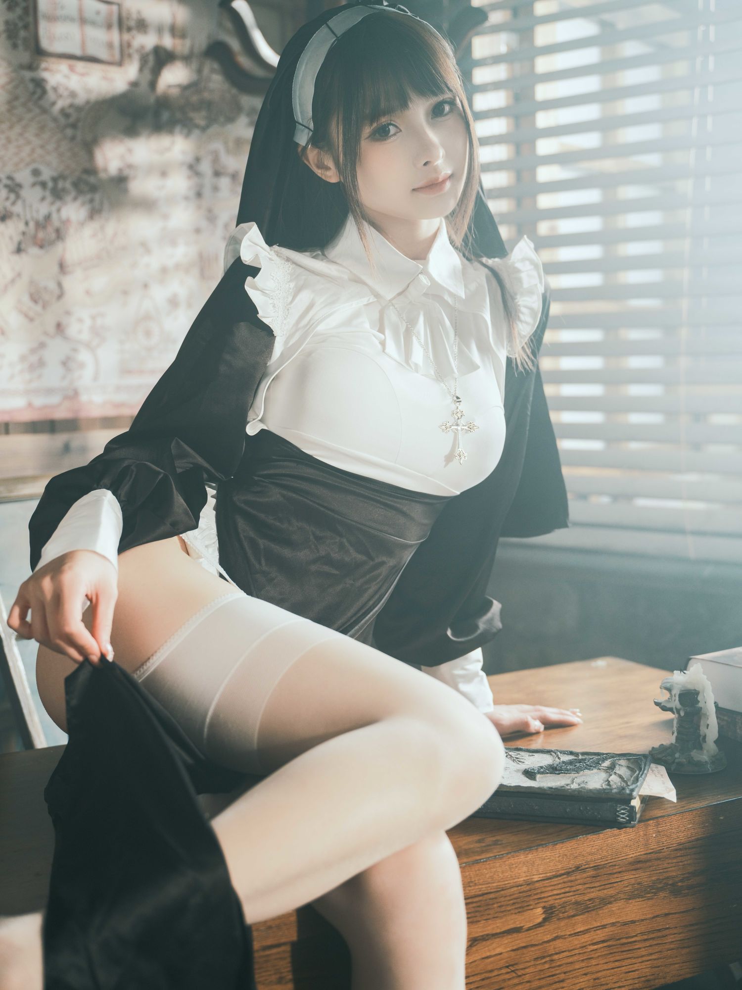 河豚抚子 修女 [15P-65MB]