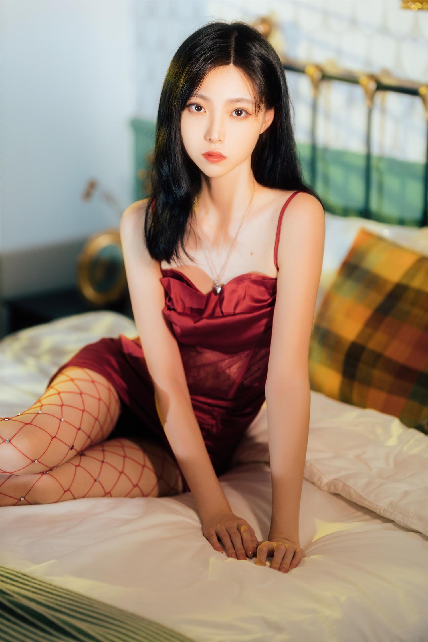 许岚LAN 网袜红裙 [40P-961MB]