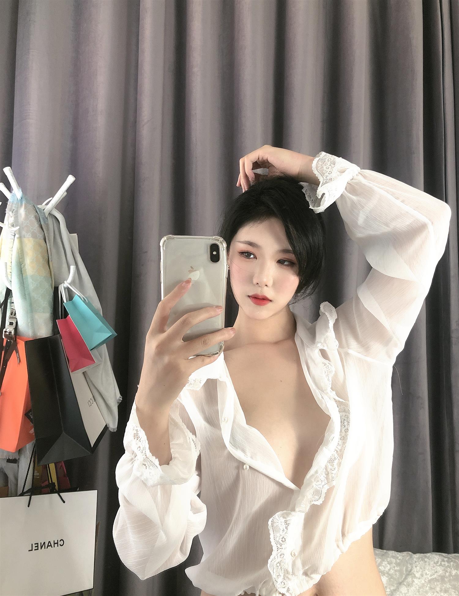 抖娘-利世 透视雪纺 [32P-192MB]