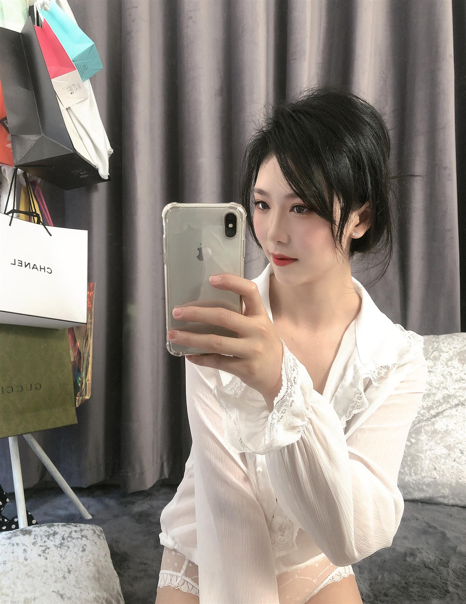 抖娘-利世 透视雪纺 [32P-192MB]