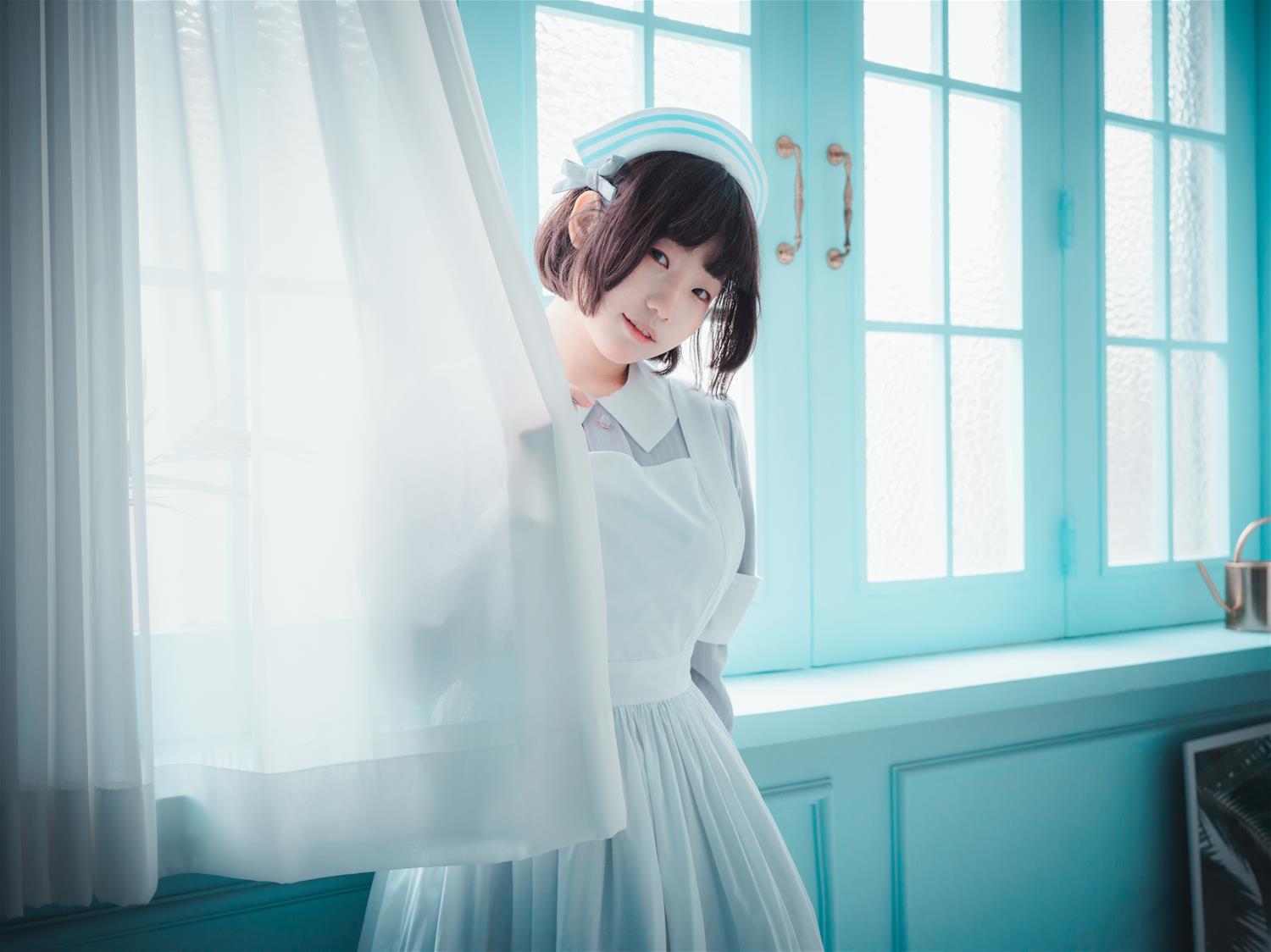 Mimmi DJAWA St. Esther [135P-2.64GB]