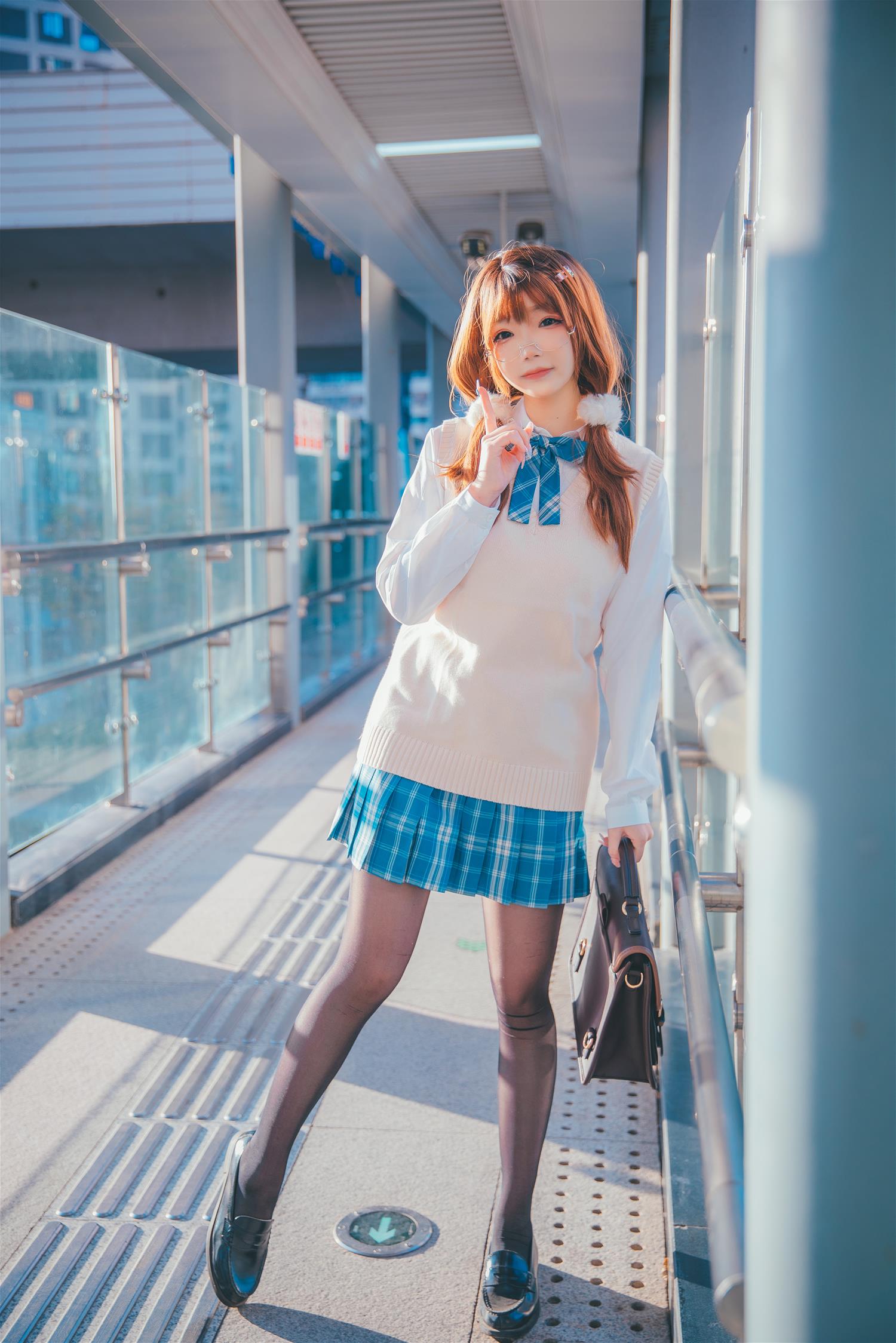 雪晴Astra JK夕阳 [25P-277MB]