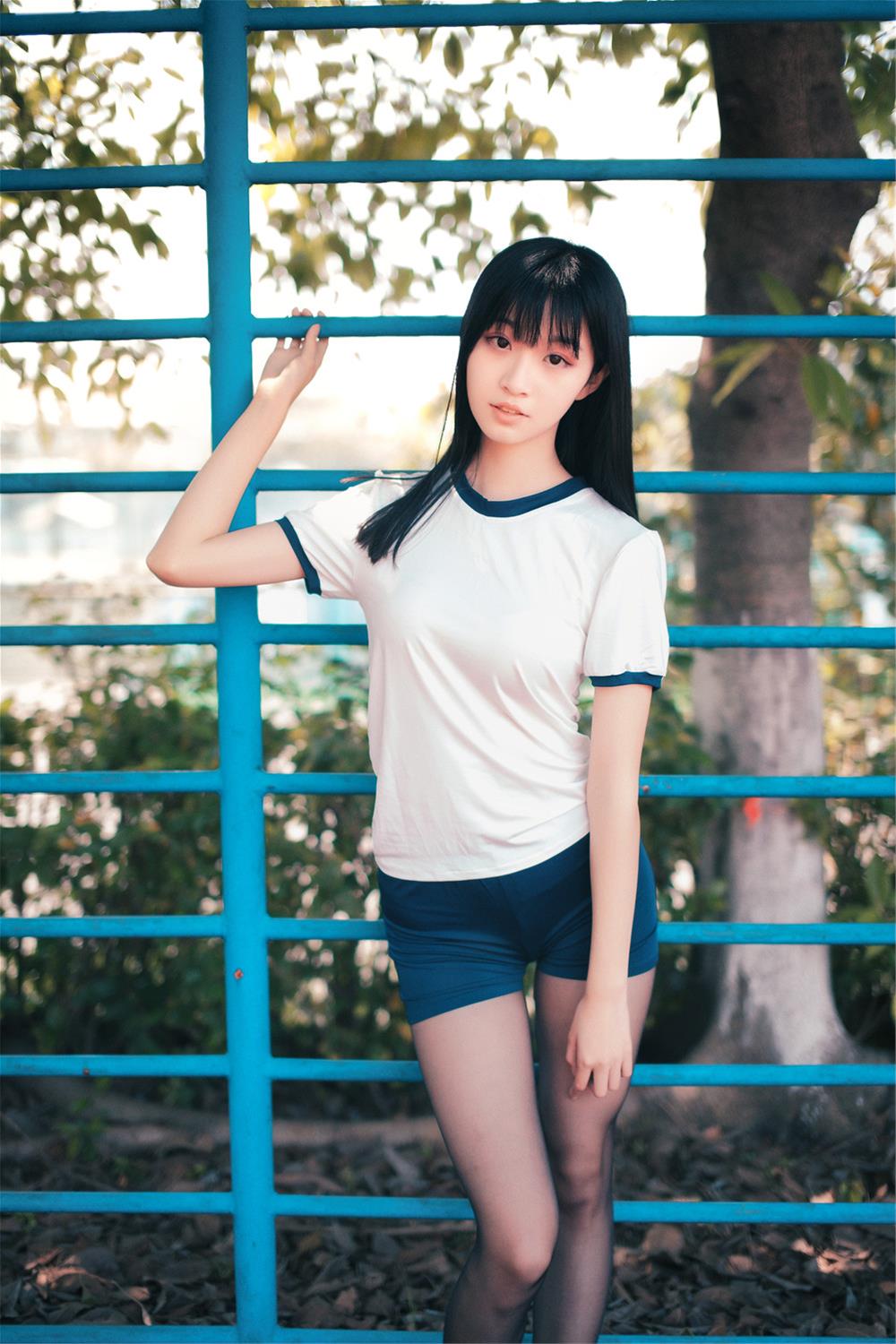 沧霁桔梗 黑丝体操服 [53P-756MB]