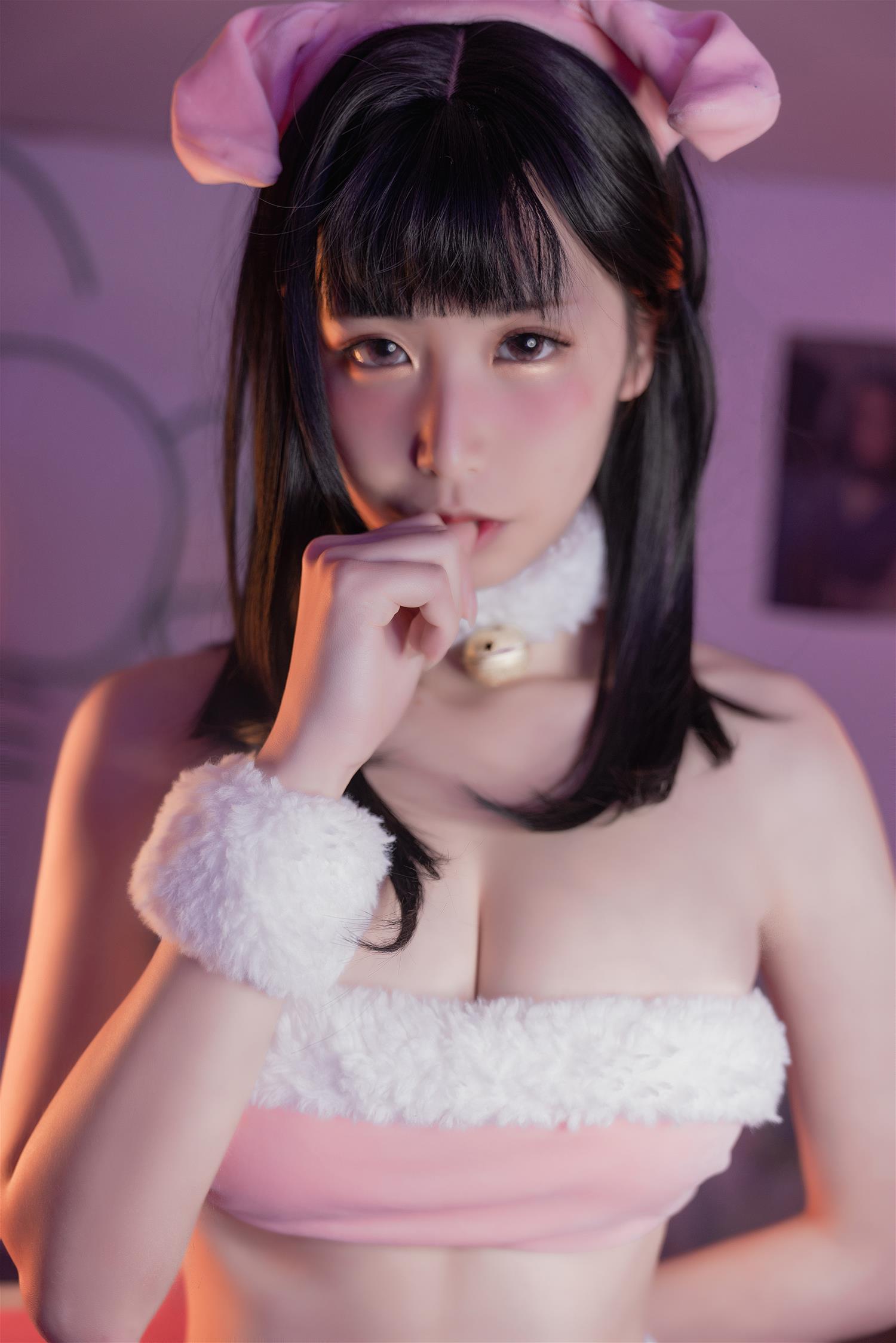 爱老师_PhD 2018新年猪猪 [20P-175MB]