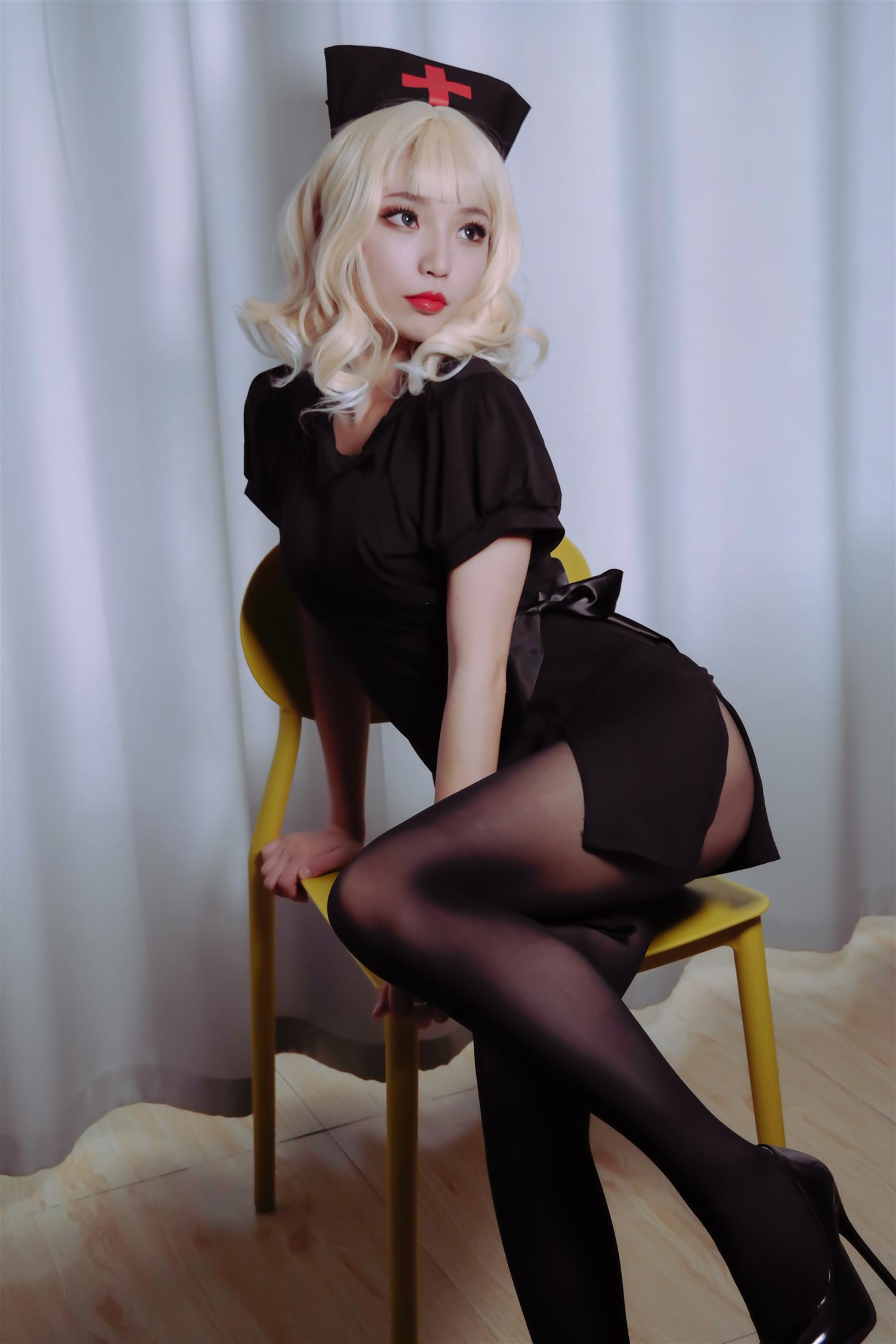 白易子教主 黑化护士 [24P-138MB]