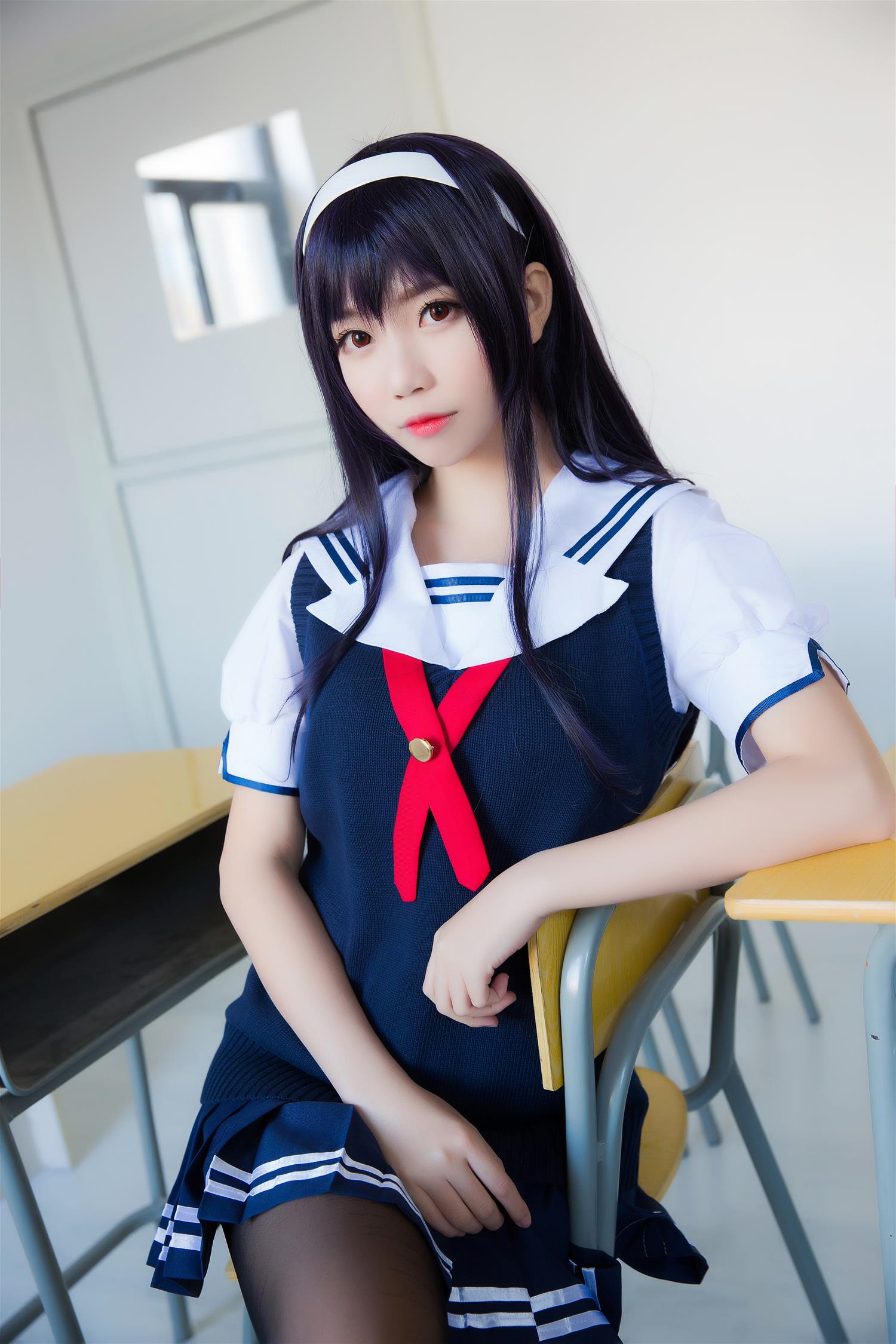 大肉丸Amiee 校服 [11P-76MB]