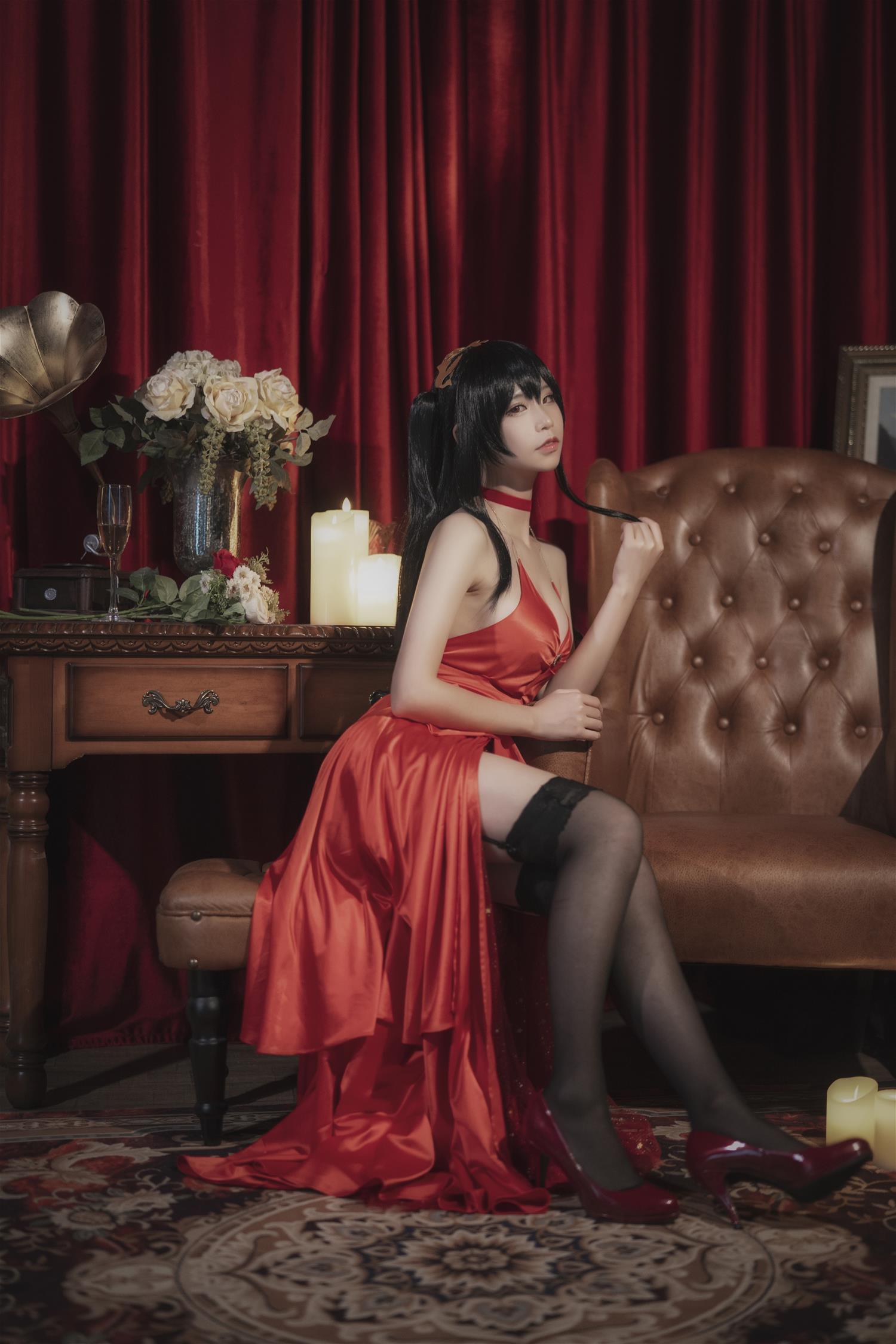 爱老师_PhD 碧蓝航线 大凤 毒苹果礼服 [6P-50MB]