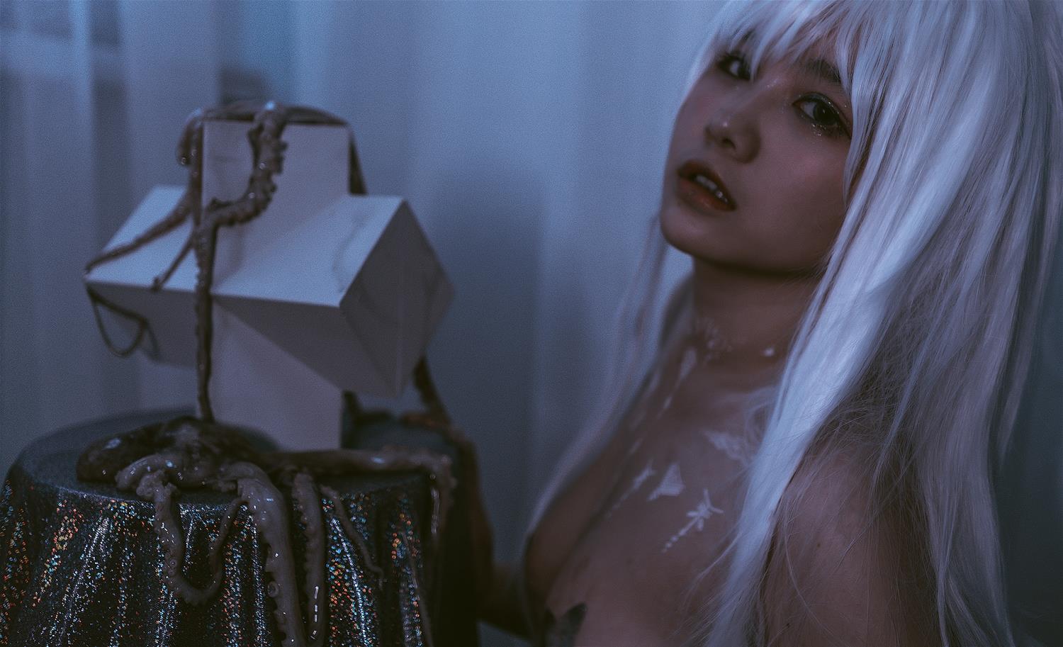 阿半今天很开心 深海触手 [20P-170MB]