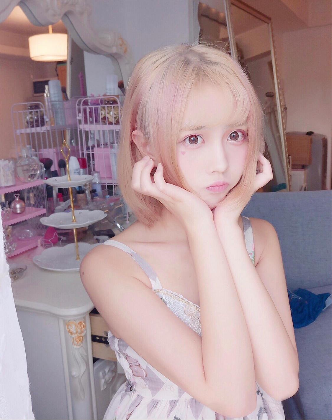 念雪ww 白色长筒过膝袜 [13P2V-89MB]