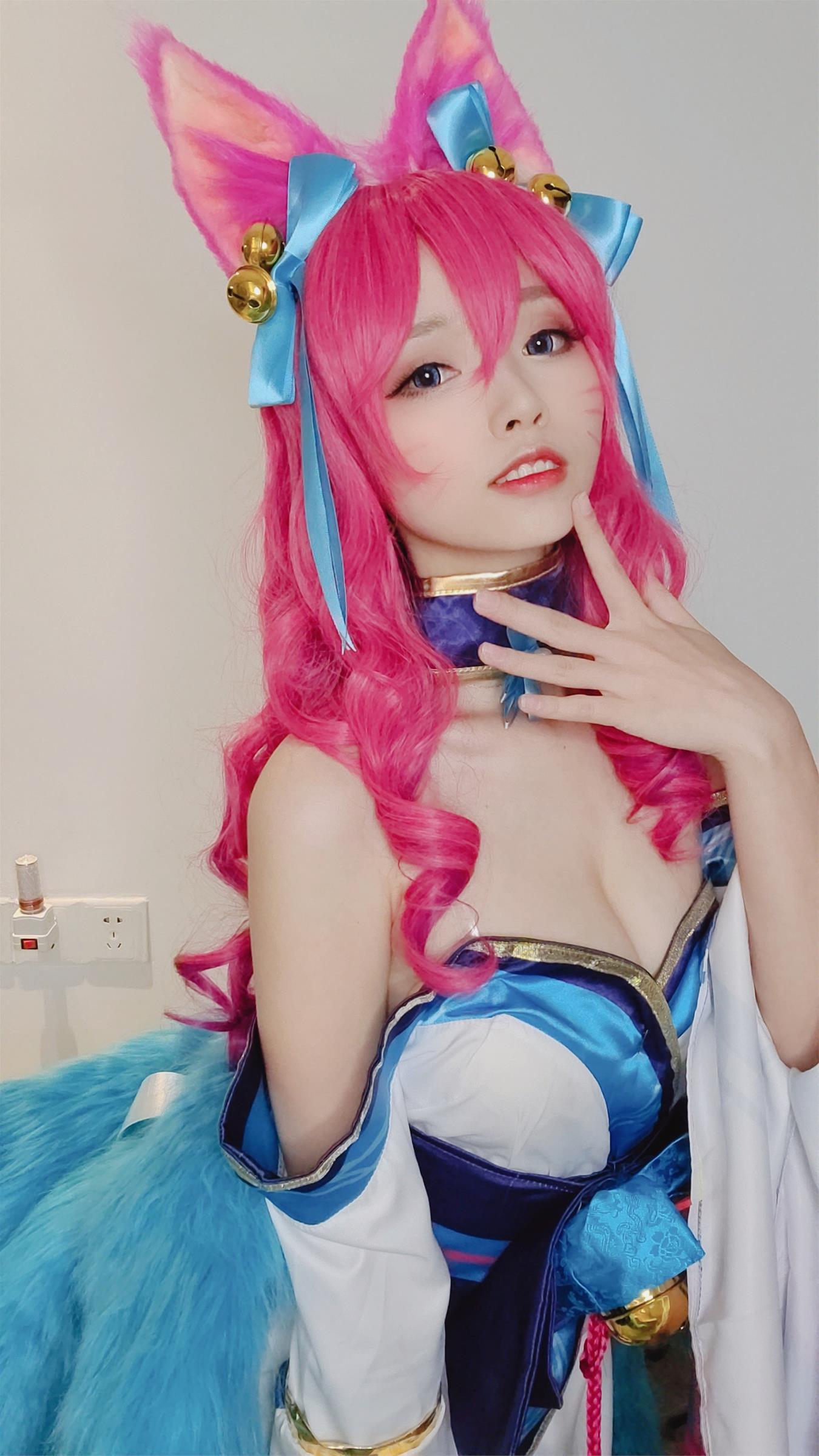 大大卷卷小卷 自拍 [7P-5MB]