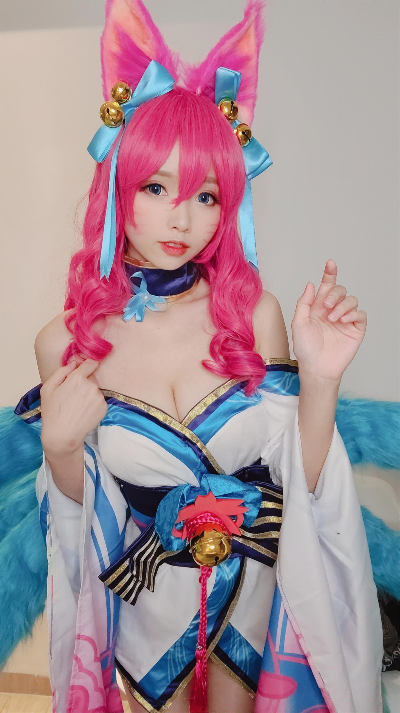 大大卷卷小卷 自拍 [7P-5MB]