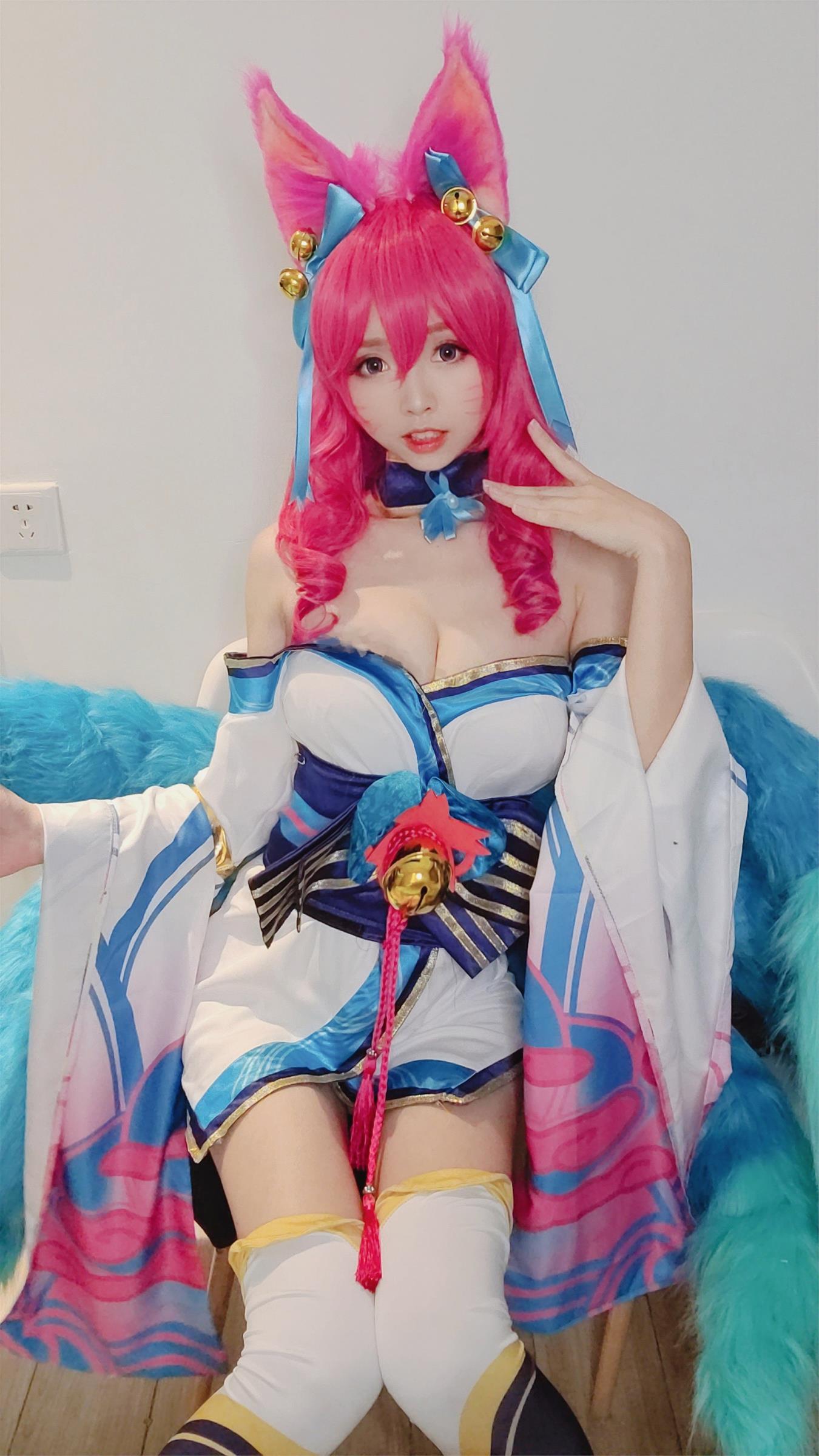 大大卷卷小卷 自拍 [7P-5MB]