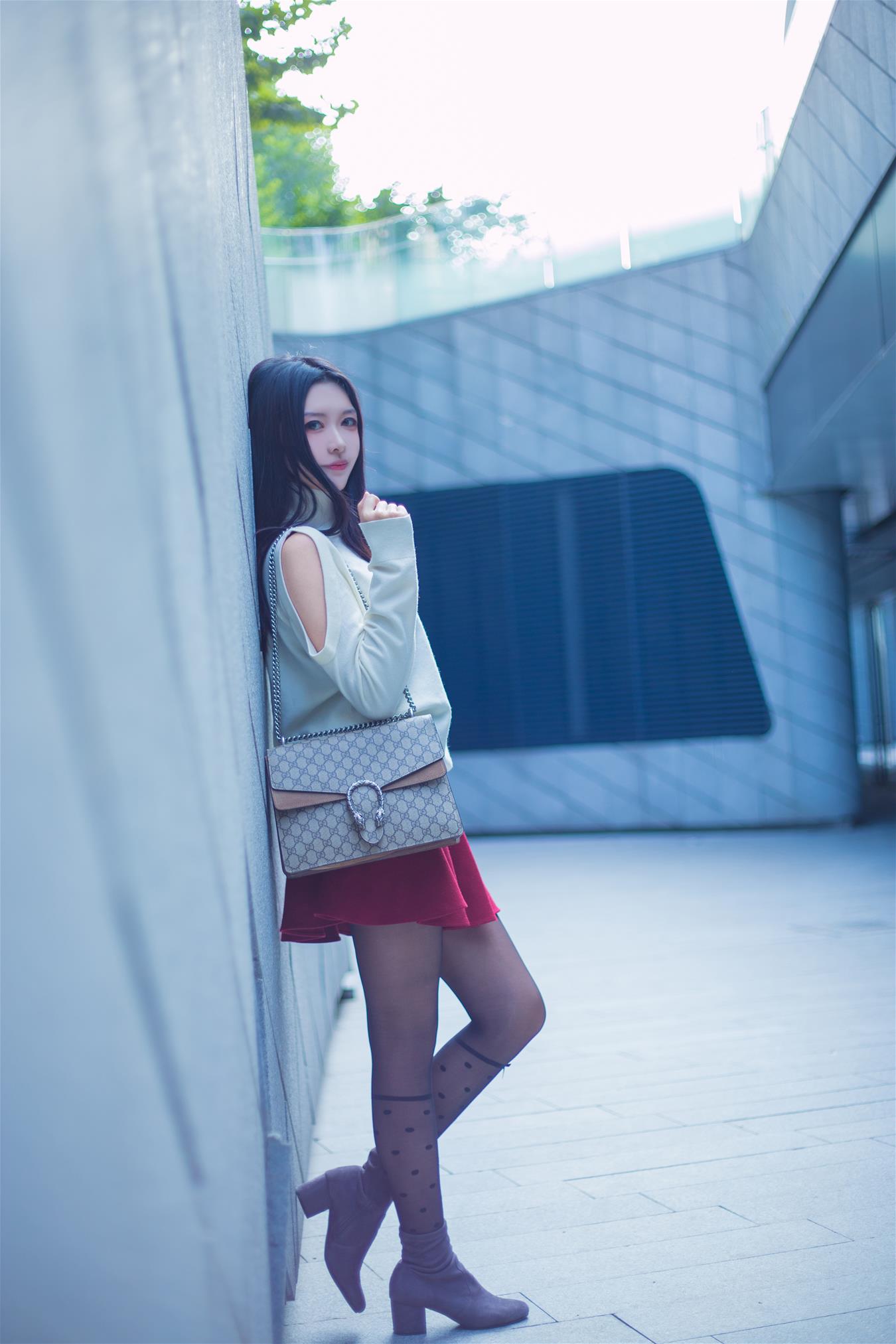 源纱希喵喵喵 清风 银河SOHO日常 [12P-82MB]