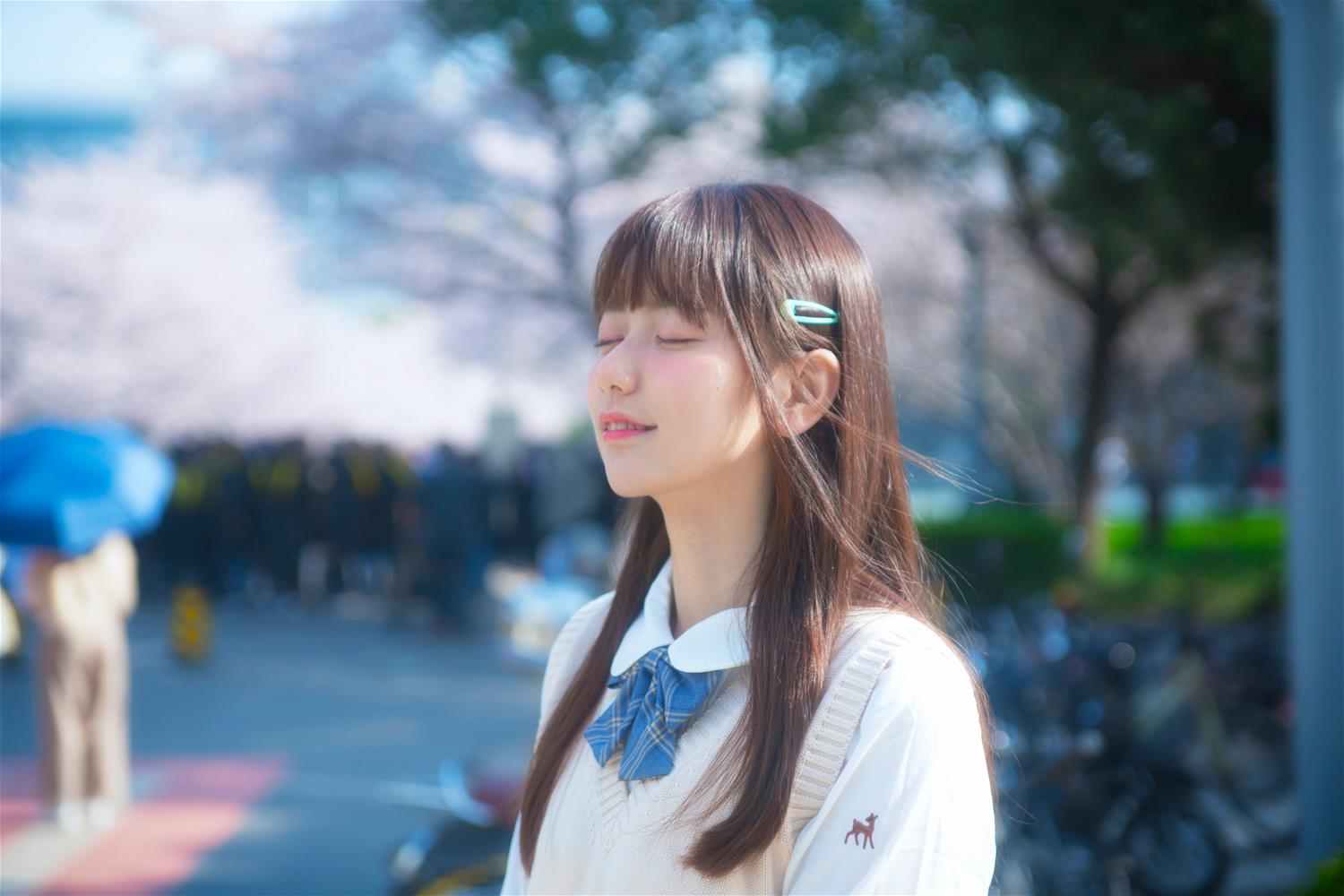 陆卿卿kyokyo 樱花与JK [9P-41MB]