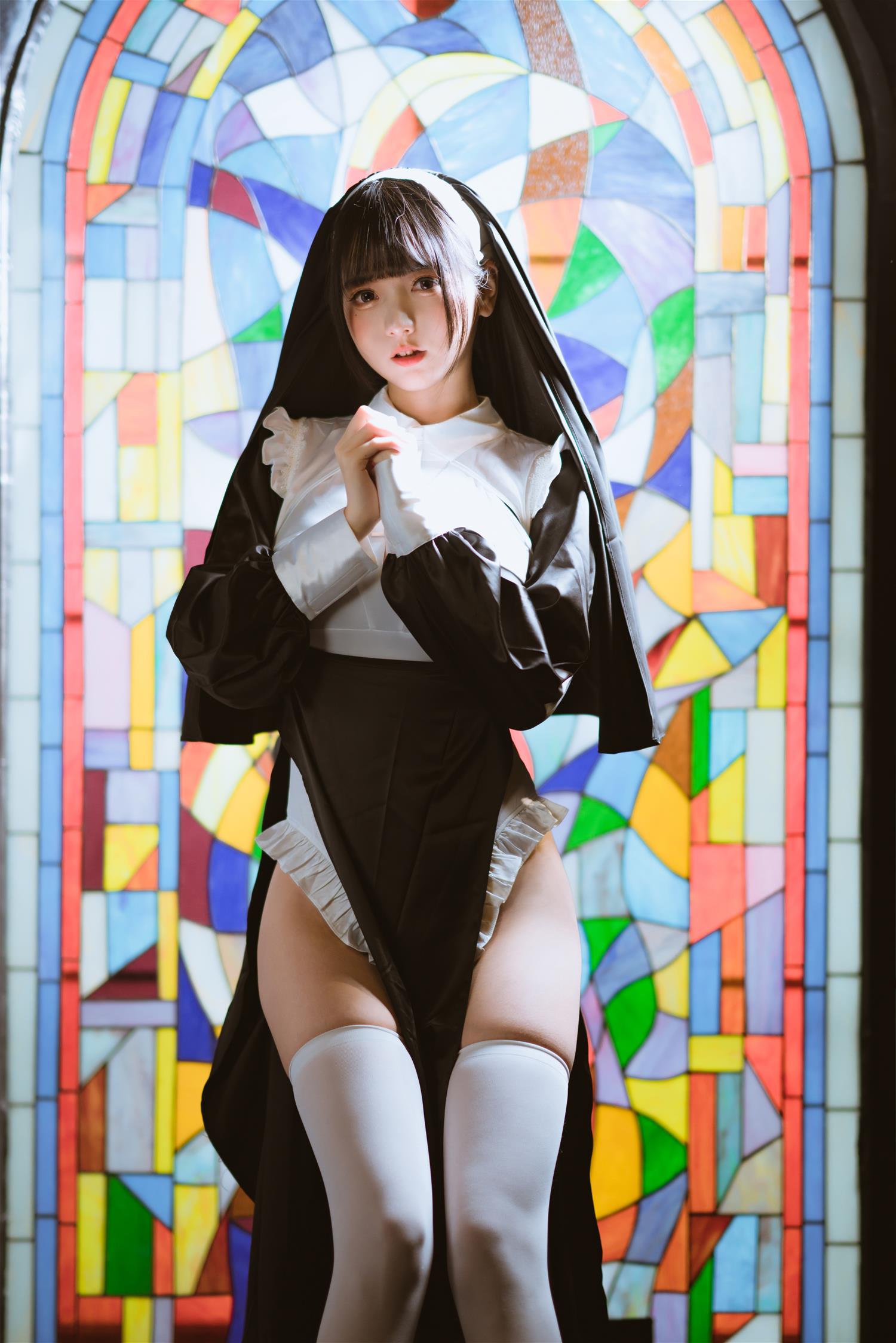 陆卿卿kyokyo 修女 [16P-226MB]