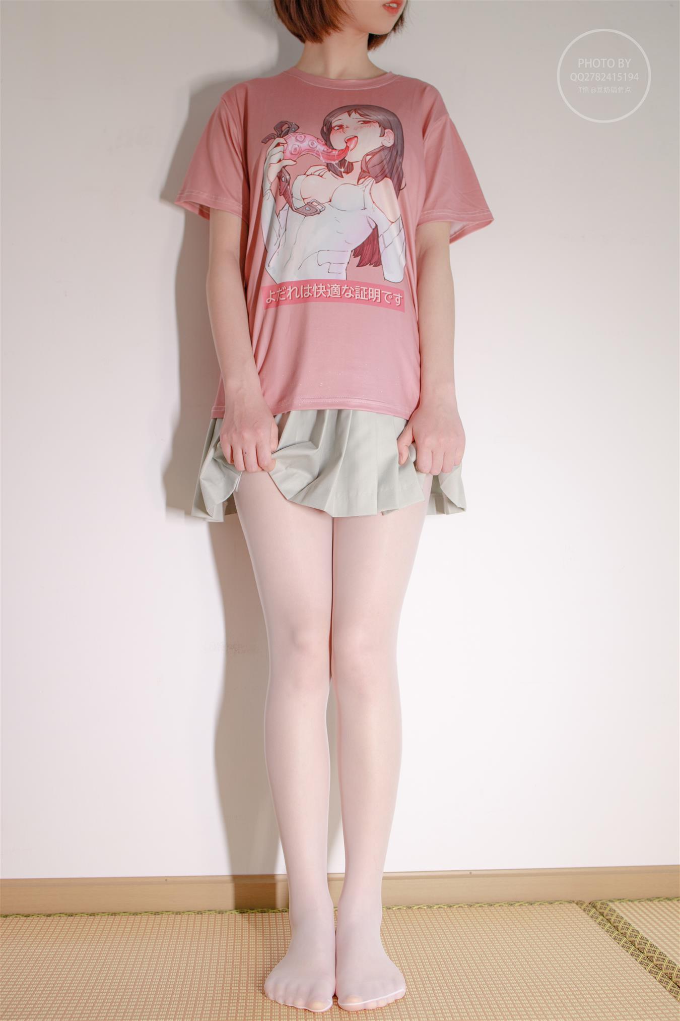 森萝财团 無料-004 匿名 凉席上的白丝美少女 [40P-604MB]